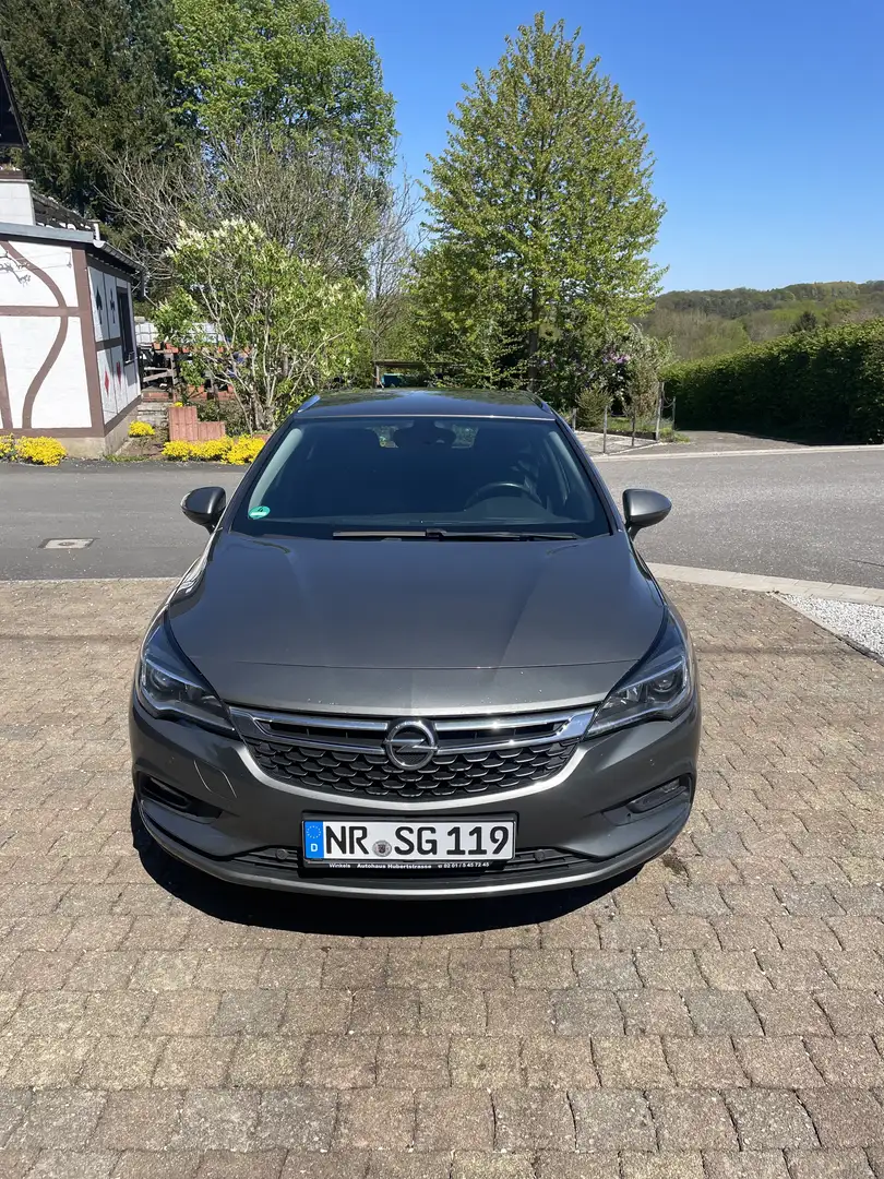 Opel Astra Innovation - 1