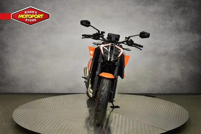 KTM 1290 Super Duke R - foto 2