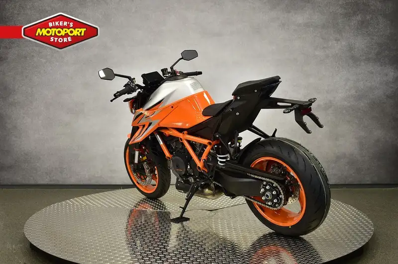 KTM 1290 Super Duke R - foto 6