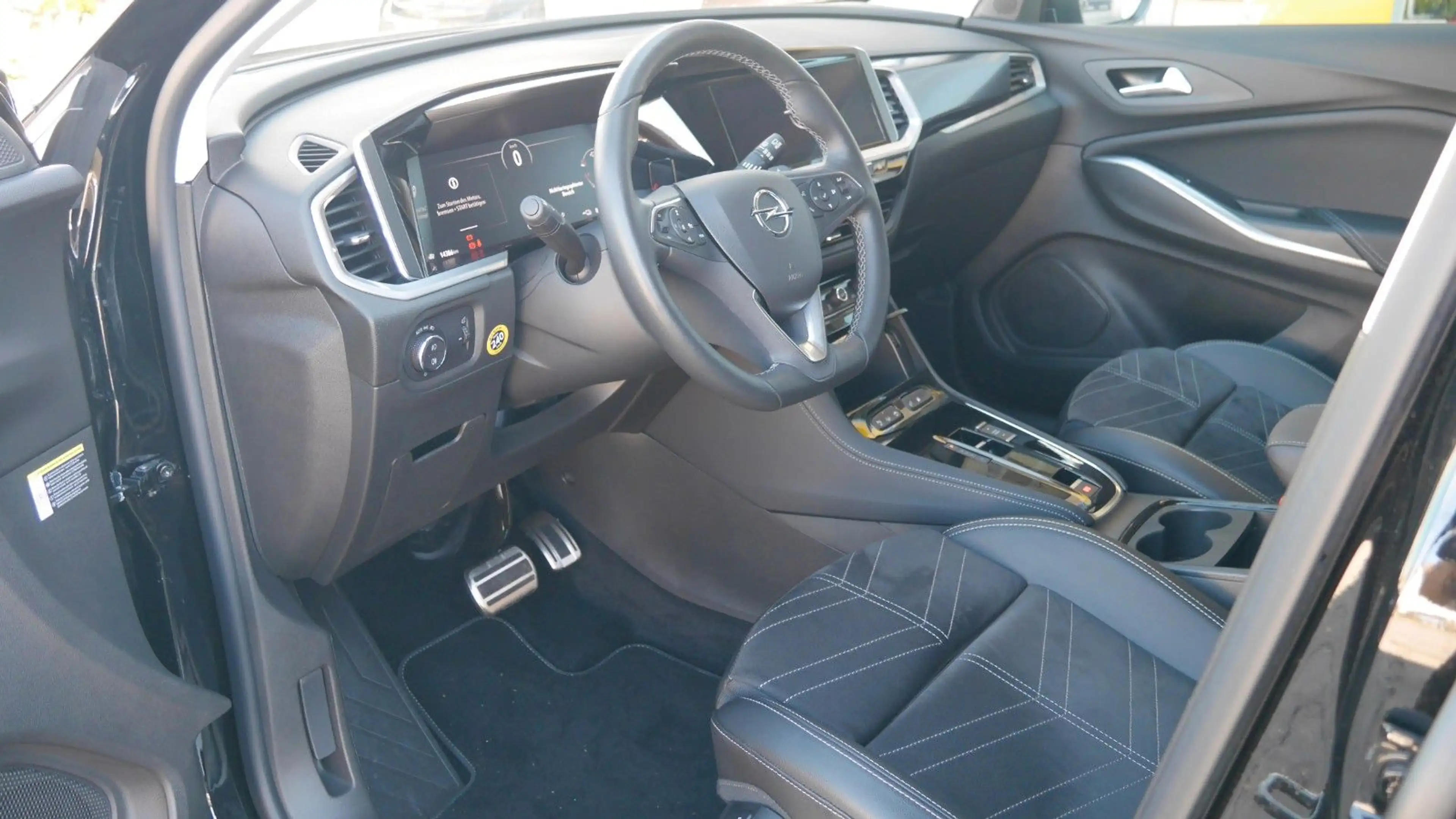 Opel Grandland X Grandland  Plug-in-Hybrid Technologie Paket — photo 8