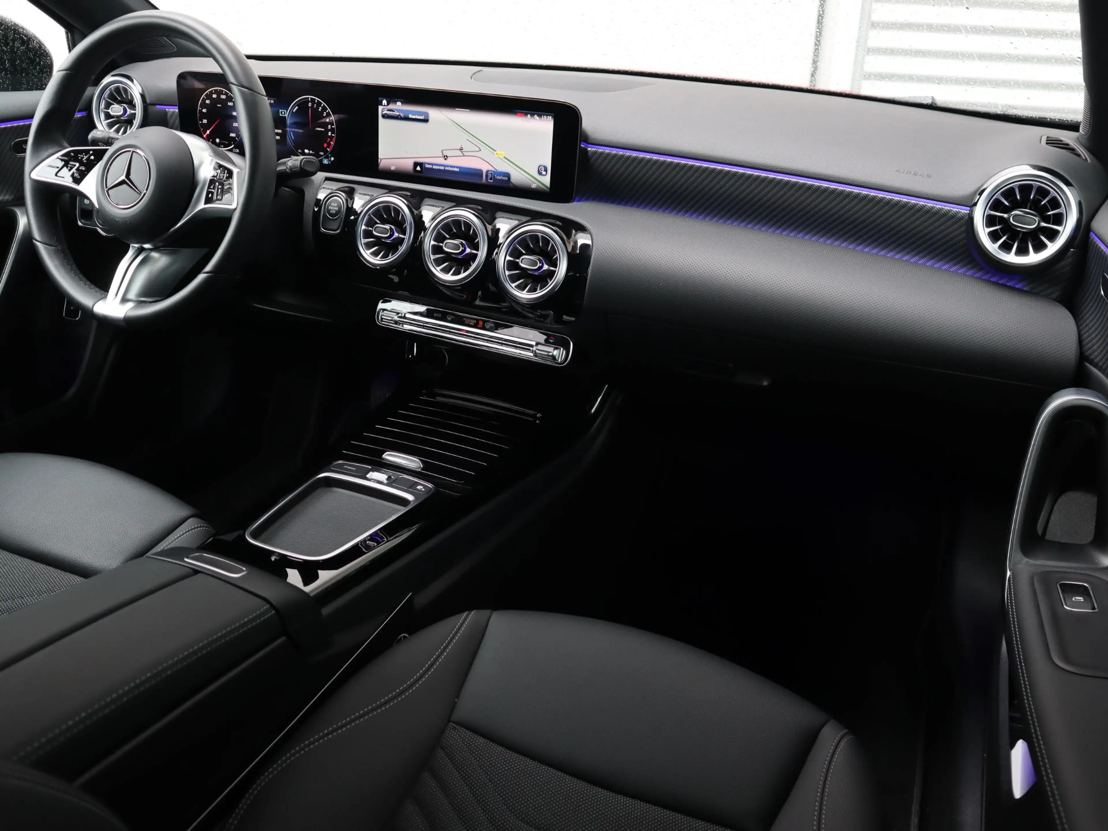 Mercedes-Benz A 250 e Star Edition Luxury Line l Trekhaak l Keyless l — photo 3