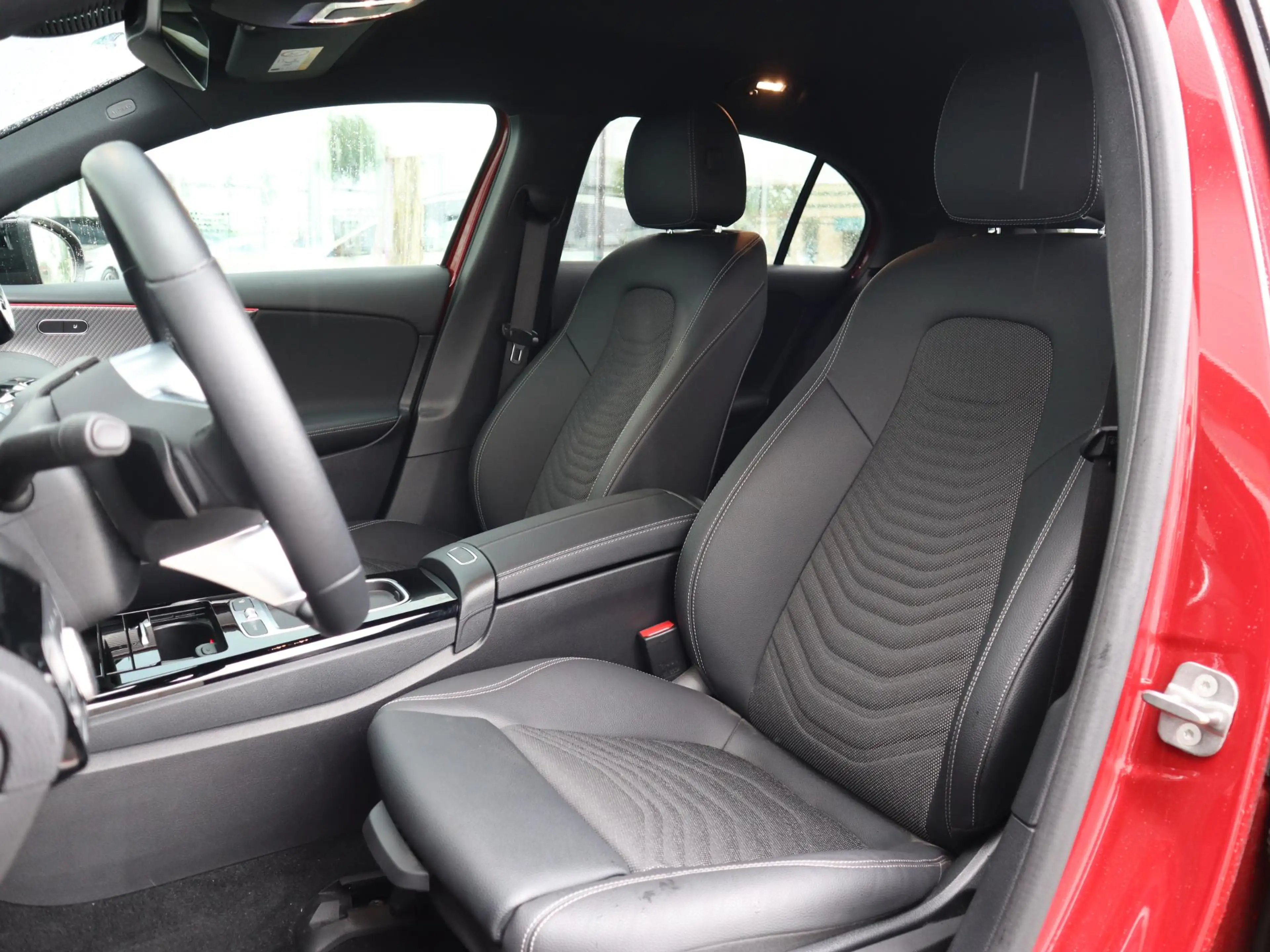 Mercedes-Benz A 250 e Star Edition Luxury Line l Trekhaak l Keyless l — photo 12
