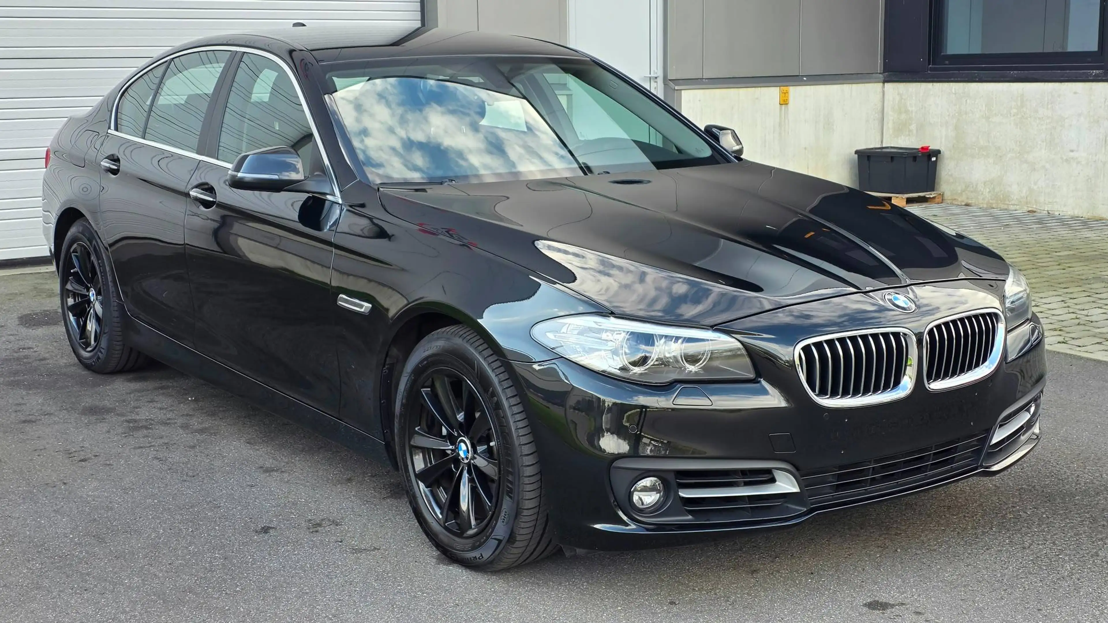 BMW 518 518 dA — photo 2