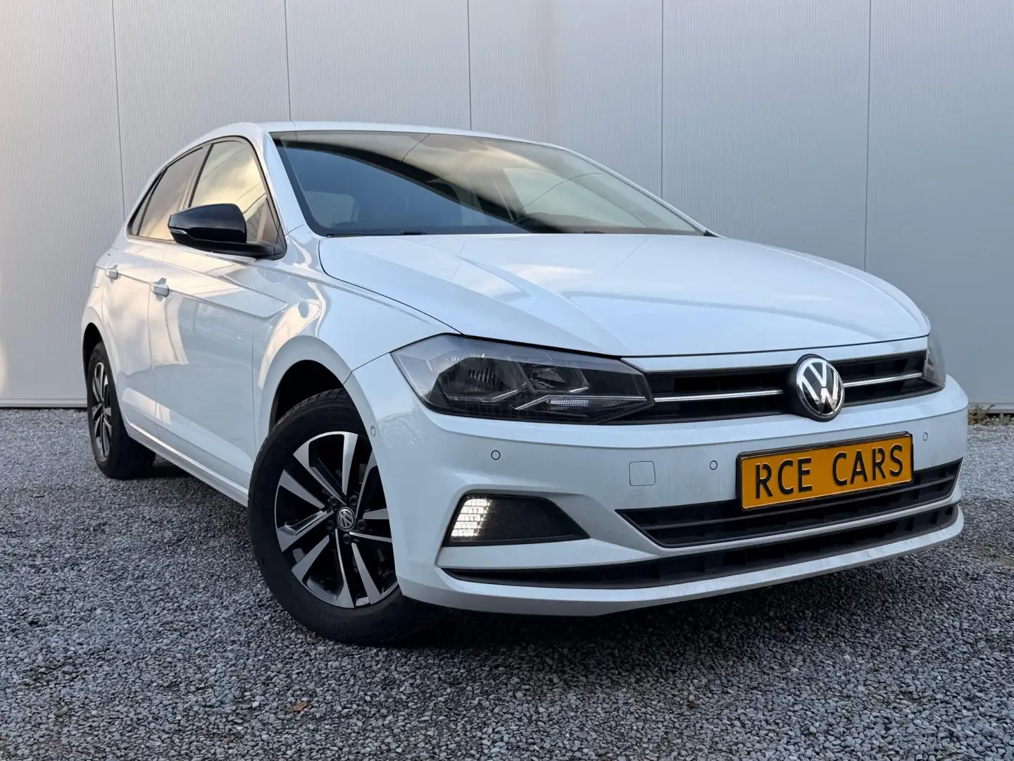 Volkswagen Polo 1.0 IQ Drive ACC Carplay Parkpilot Stoelverw PDC D Wit - 2