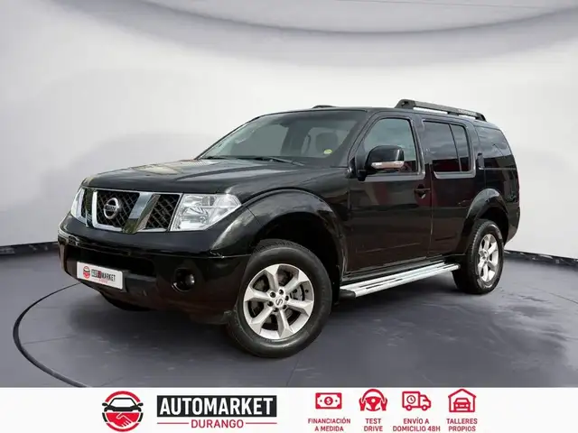 Nissan Pathfinder 2.5dCi SE