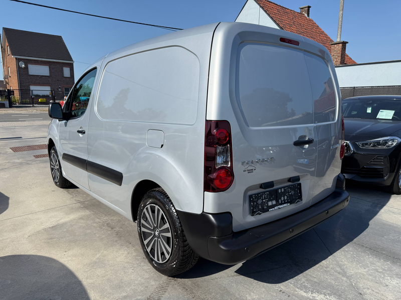 Peugeot Partner 1.6 BLUEHDI 3 ZIT PARKEERSENSOREN BLUETOOTH AIRCO CARPASS — photo 7