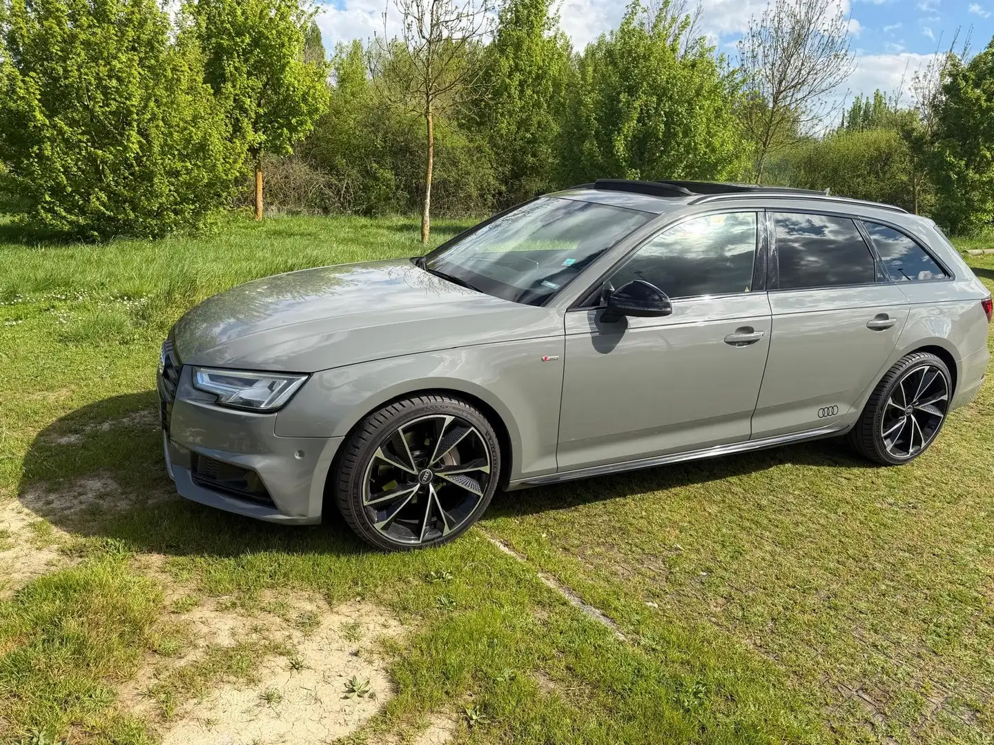 Audi A4 Avant 2.0TDI CD S line edition Q. S-T 190 - 2