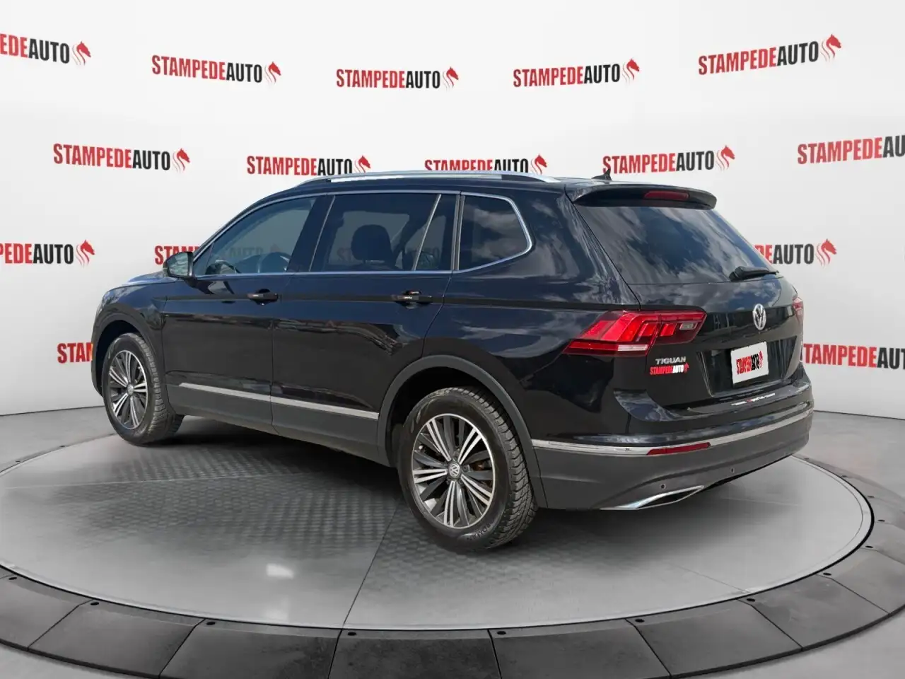 Volkswagen Tiguan снимка Volkswagen Tiguan
