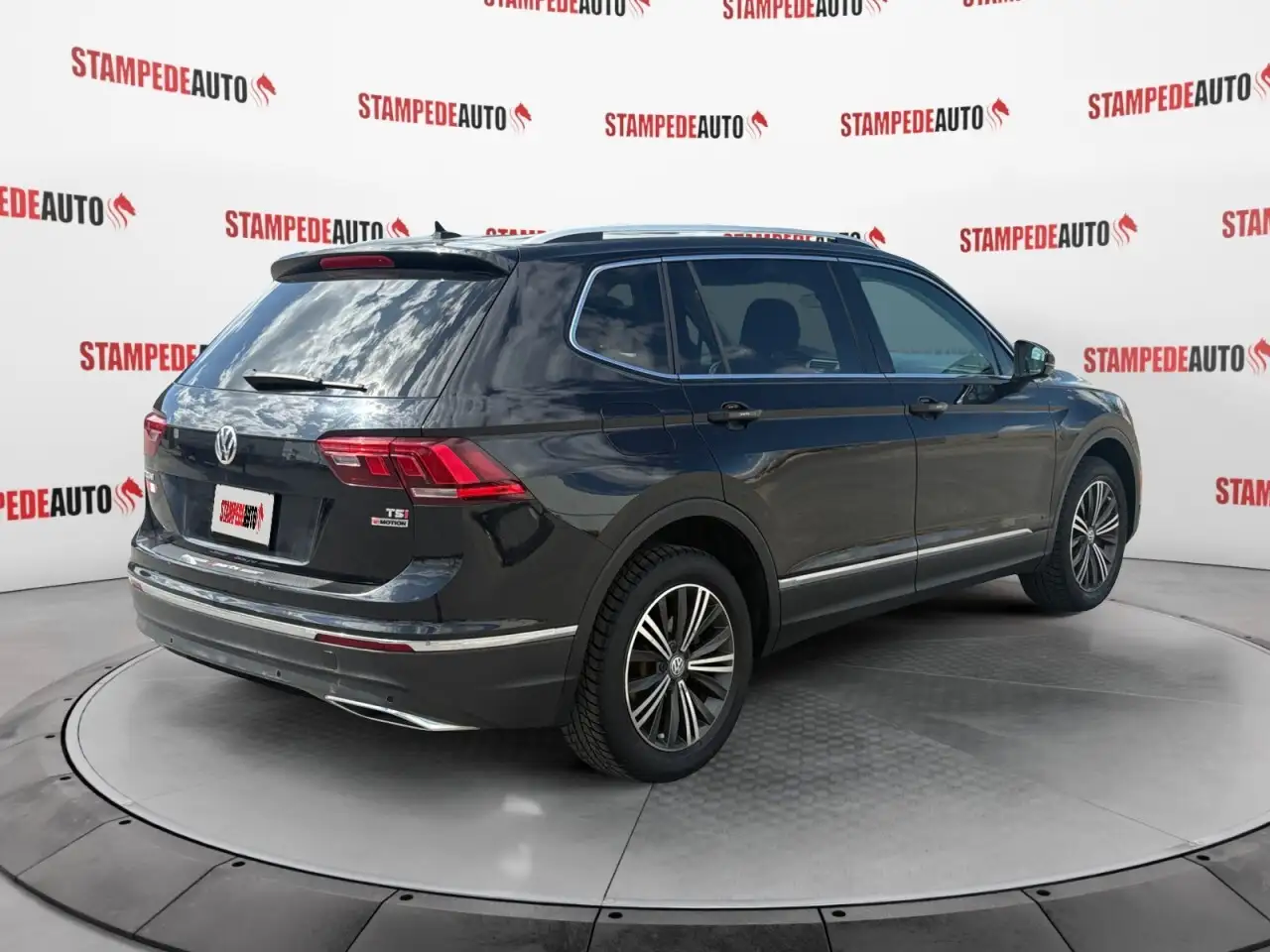 Volkswagen Tiguan снимка Volkswagen Tiguan