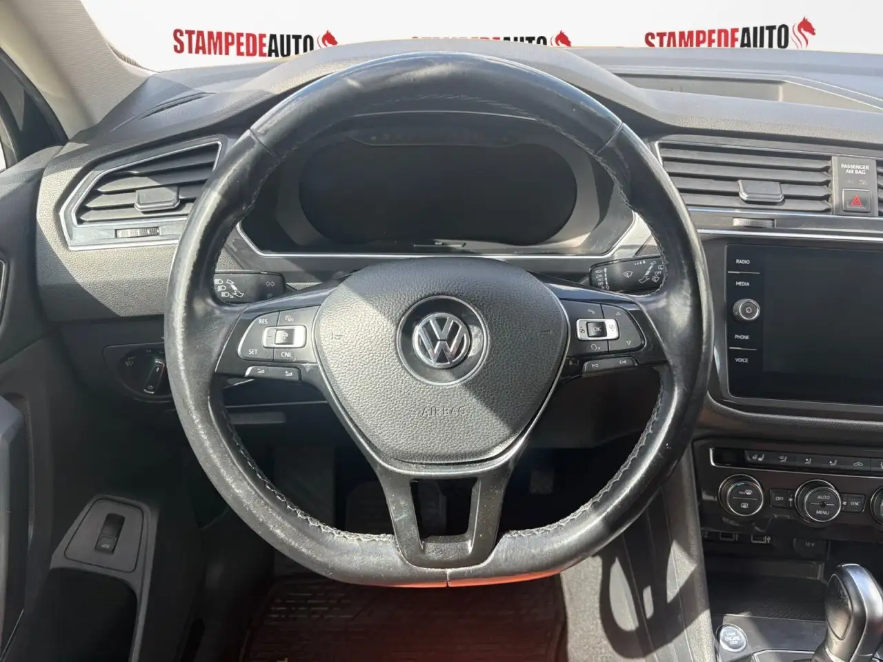 Volkswagen Tiguan снимка Volkswagen Tiguan