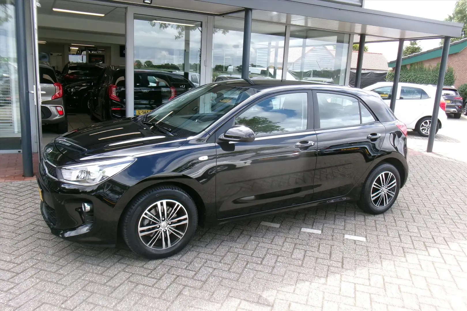 Kia Rio 1.0 Turbo ComfortPlusLine Navigator Org.Ned. Zwart - 2