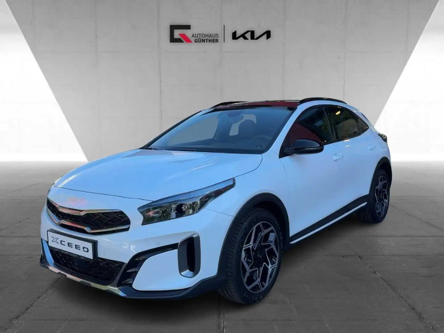 Kia XCeed GT-Line 1.5 T-GDI DCT7 BASTUCK Leder Glasd. Weiß - 1