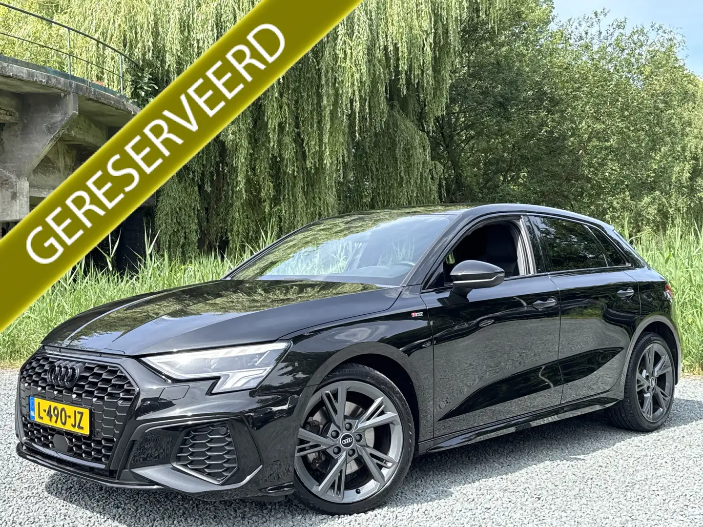 Audi A3 Sportback 30 TFSI S-TRONIC S-LINE CARPLAY/LEDER/MA Zwart - 1