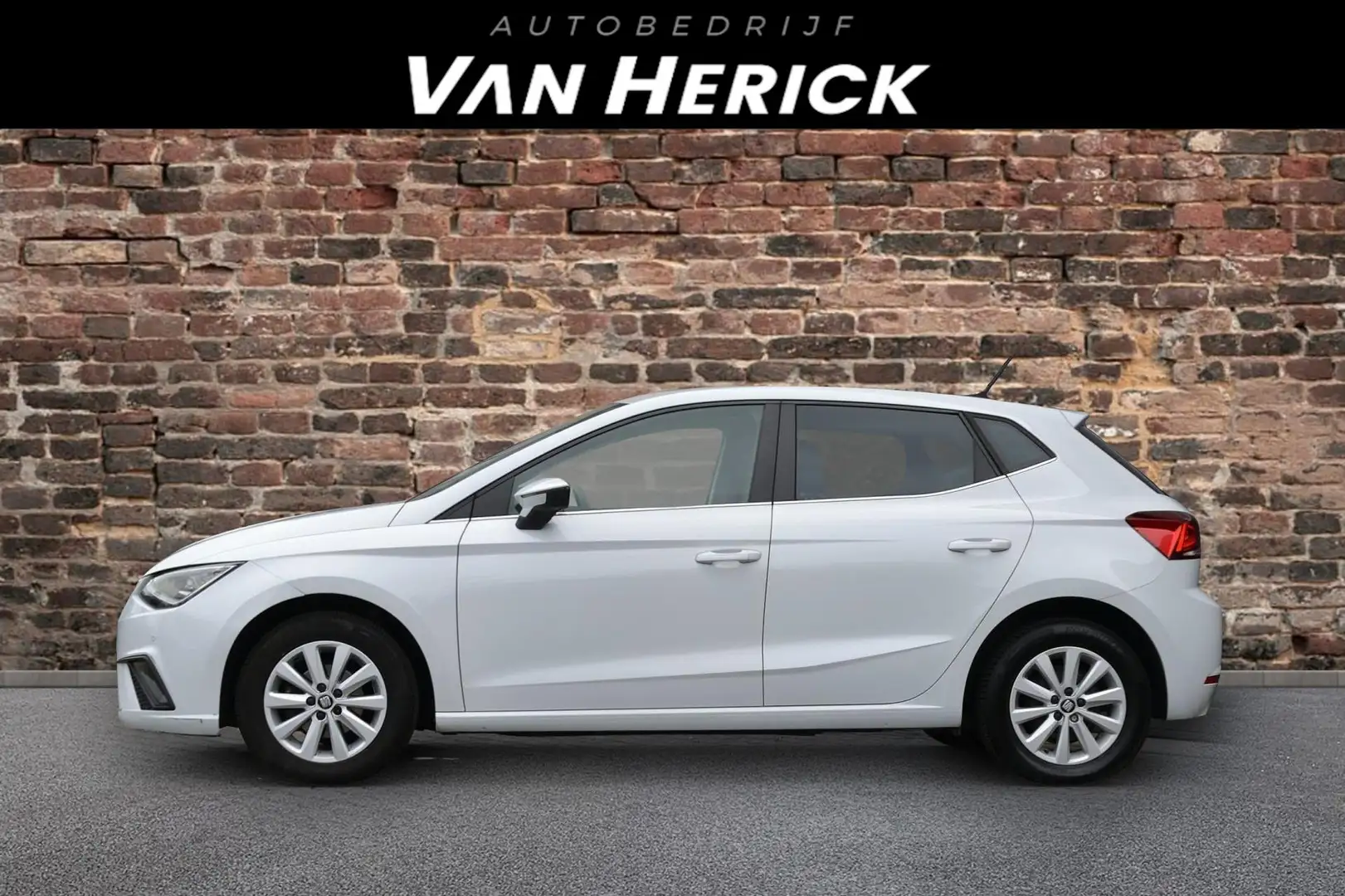 SEAT Ibiza 1.0 TSI FR Business Intense | Cruise | Airco | Sto Белый - 2