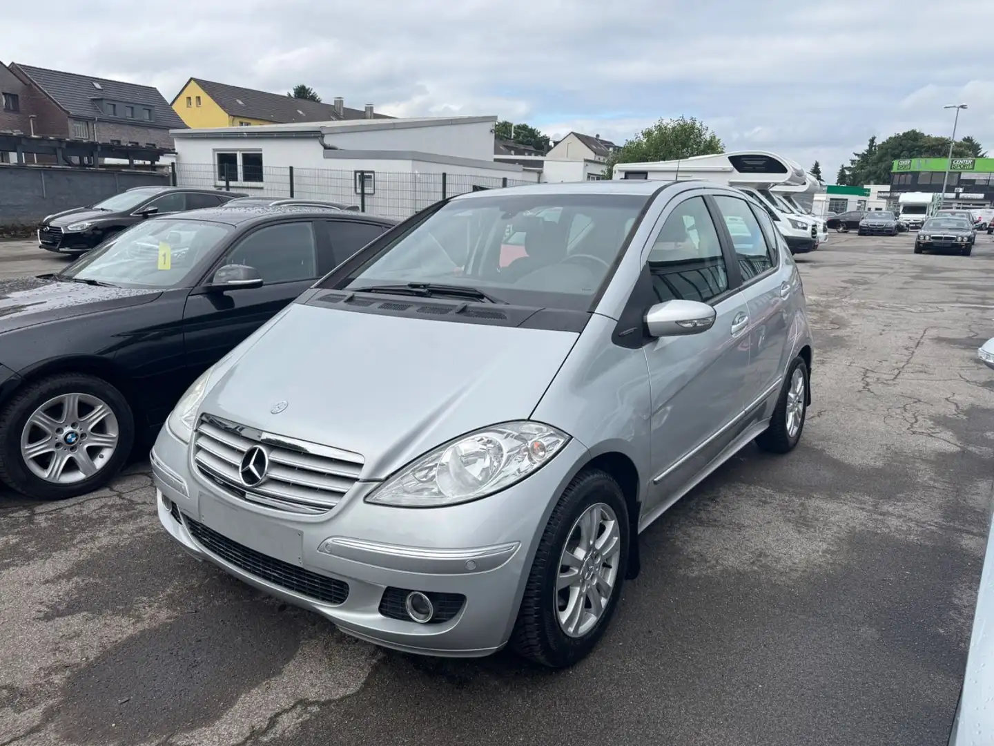 Mercedes-Benz A 150 Schiebedach AHK Zilver - 1