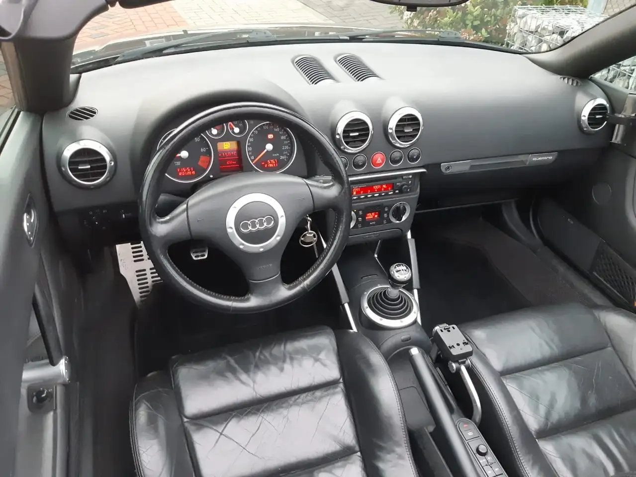 Audi TT Roadster 1.8 T quattro, foto 3