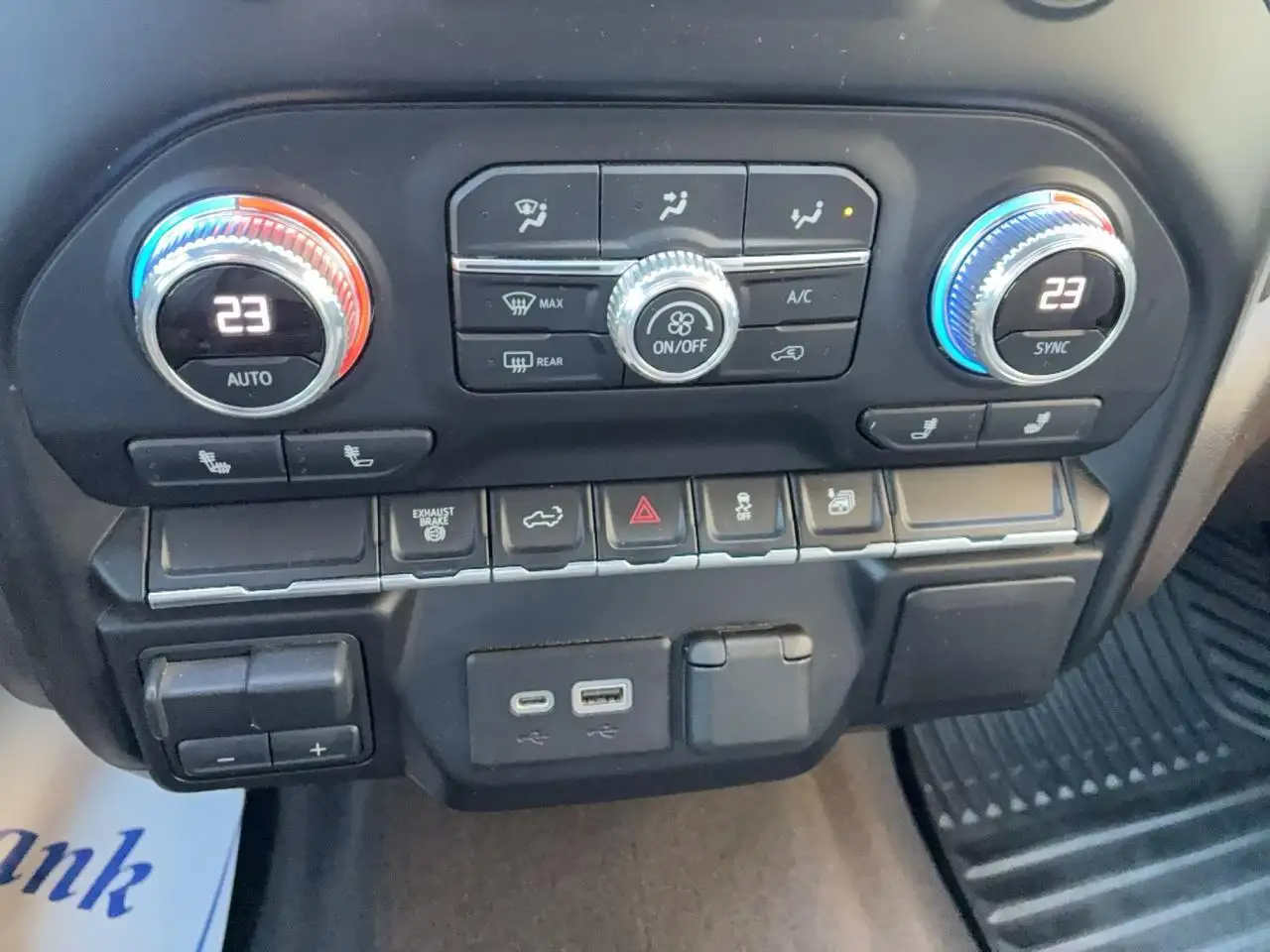 GMC Sierra 3500 снимка GMC Sierra 3500
