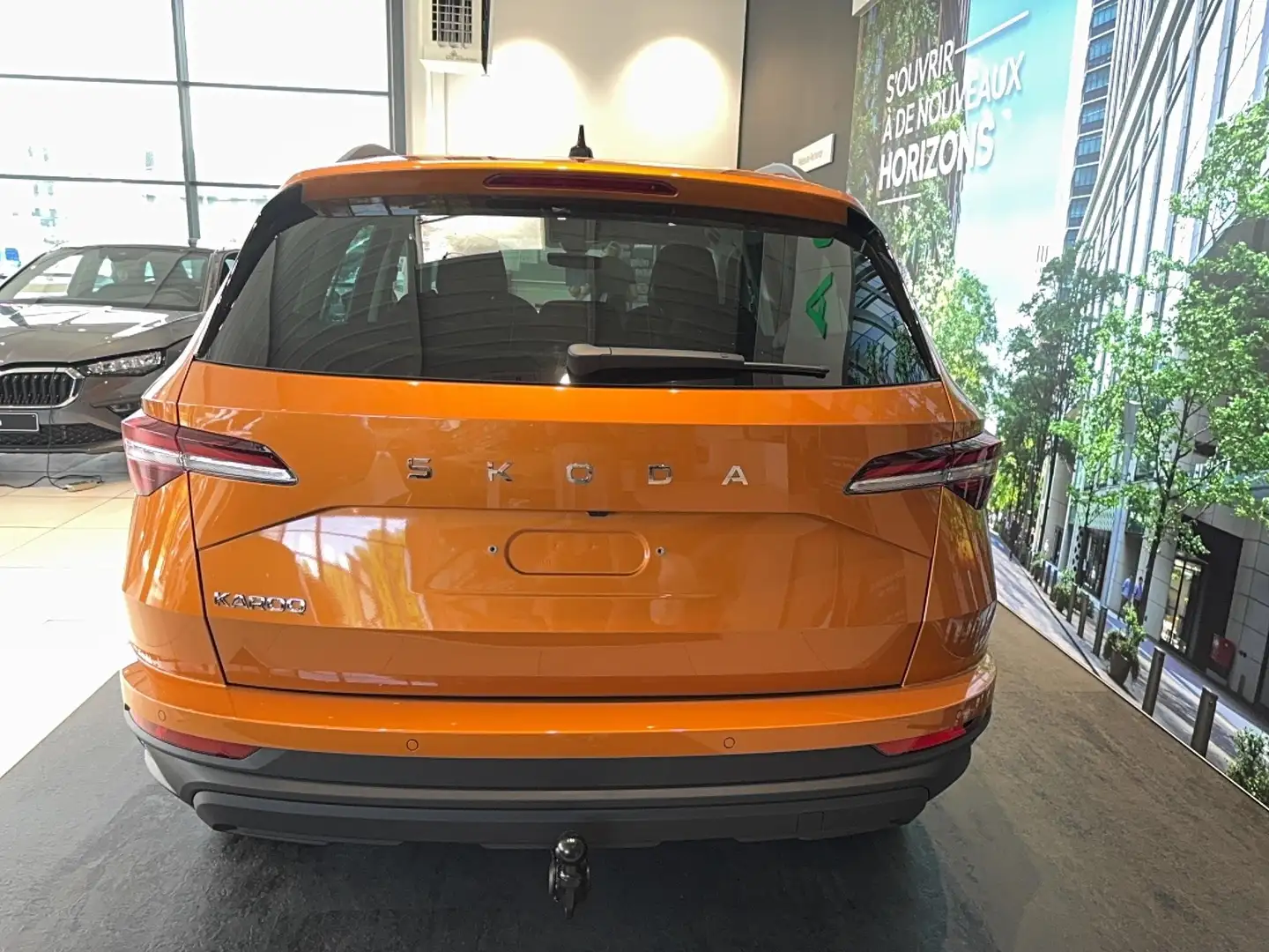 Skoda Karoq 2.0 TDI 116 ch SCR Selection Oranje - 2