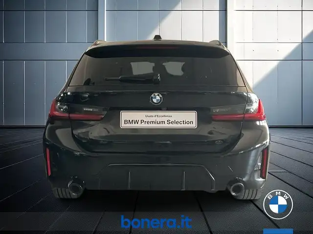 BMW 3 Series view 7