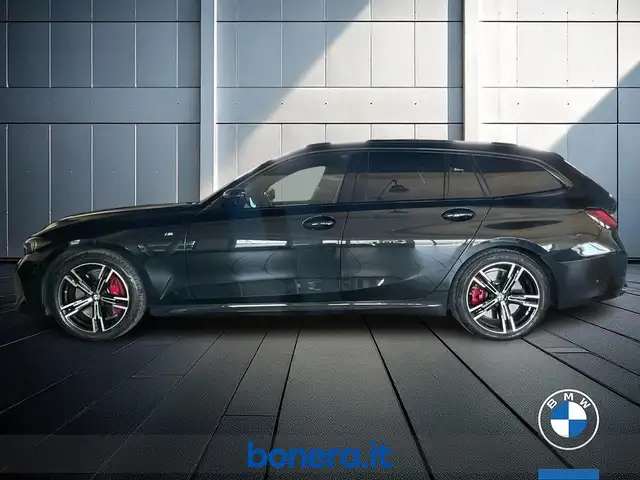 BMW 3 Series view 9