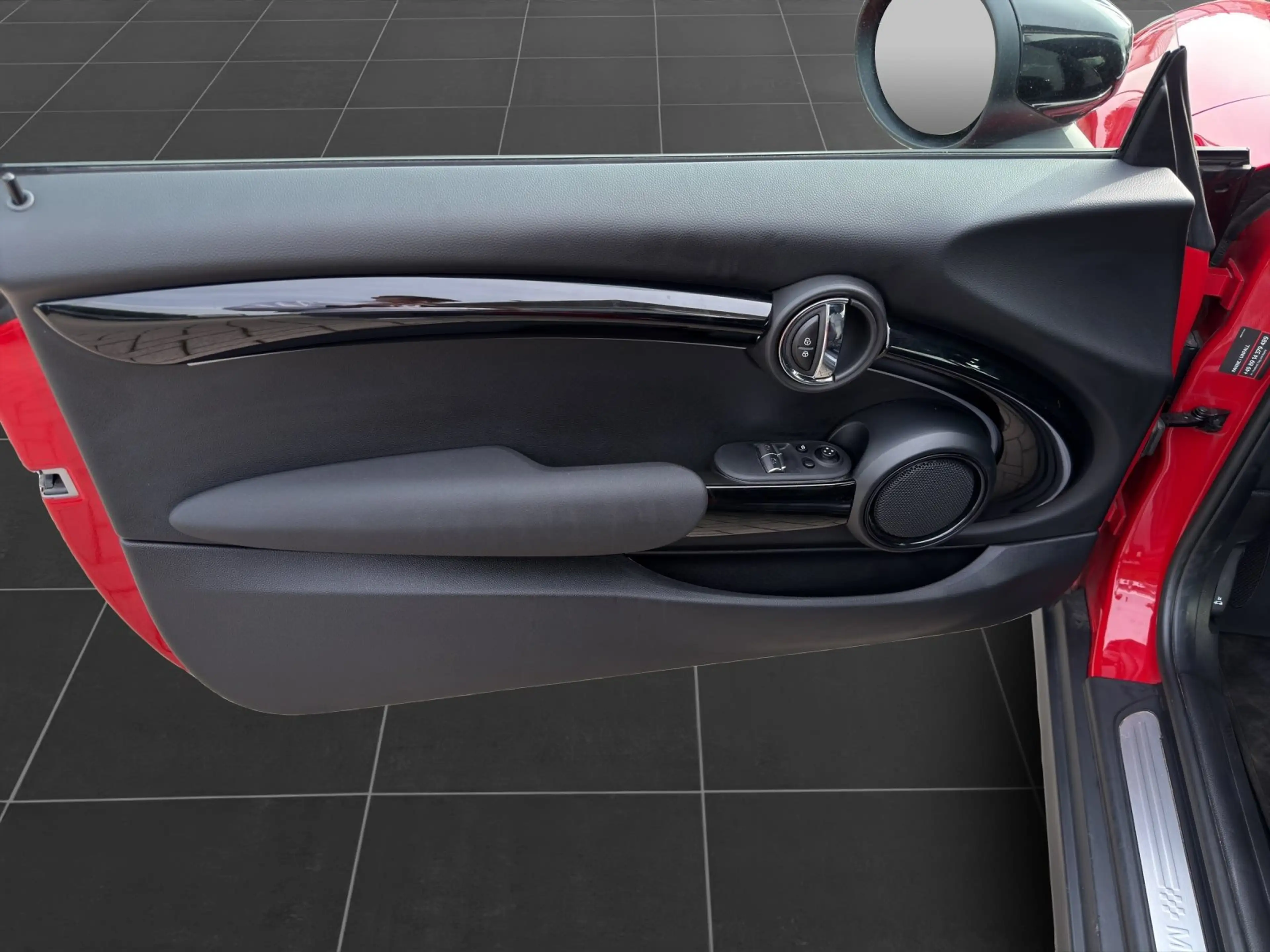 MINI Cooper SE Hatch 16" / DrivAss / DAB / Ambiente / LED / CarPl — photo 10