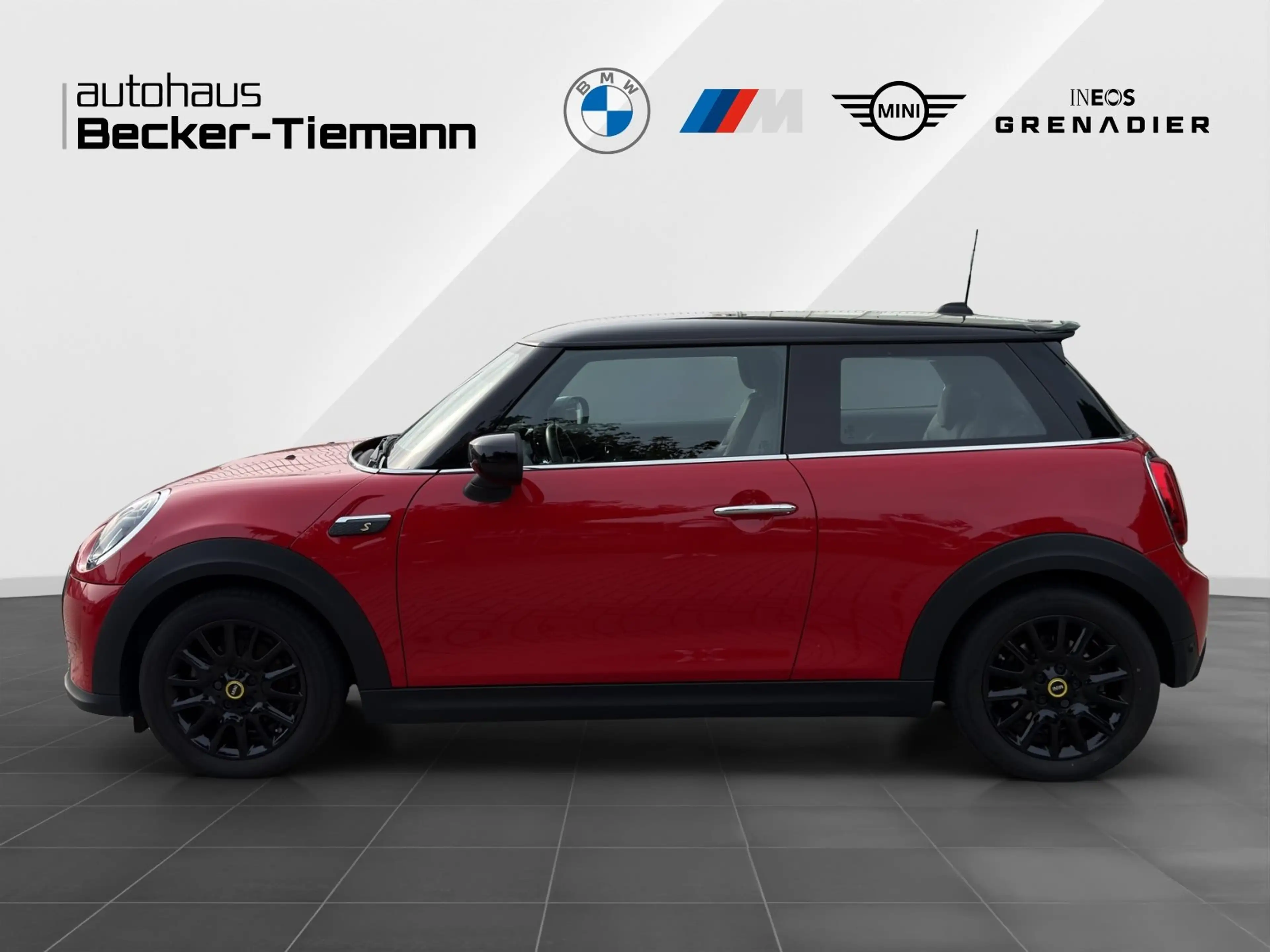 MINI Cooper SE Hatch 16" / DrivAss / DAB / Ambiente / LED / CarPl — photo 3