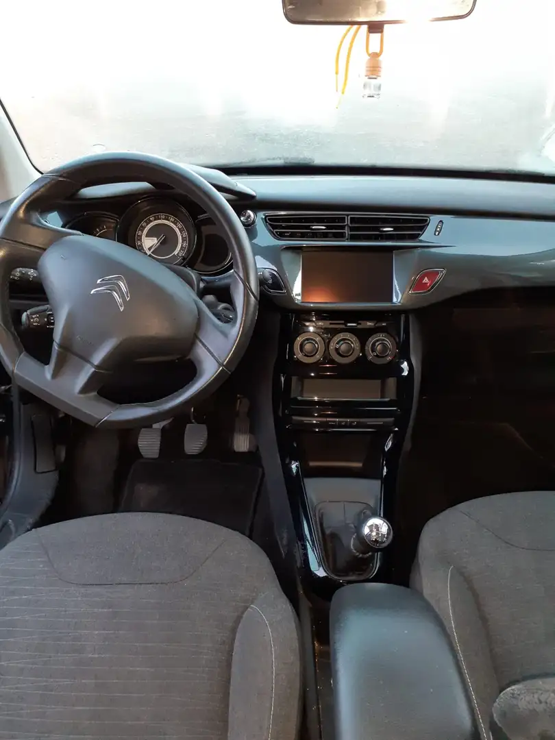Citroen C3 C3 Pure Tech (VTi) 82 Selection Negru - 2