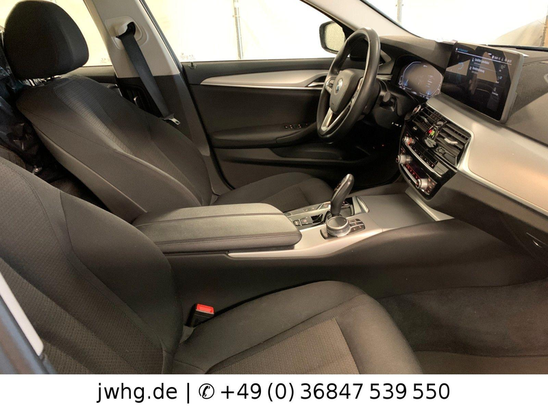 BMW 520 e Limousine Glasdach LiveCockpProf LED AHK — photo 3