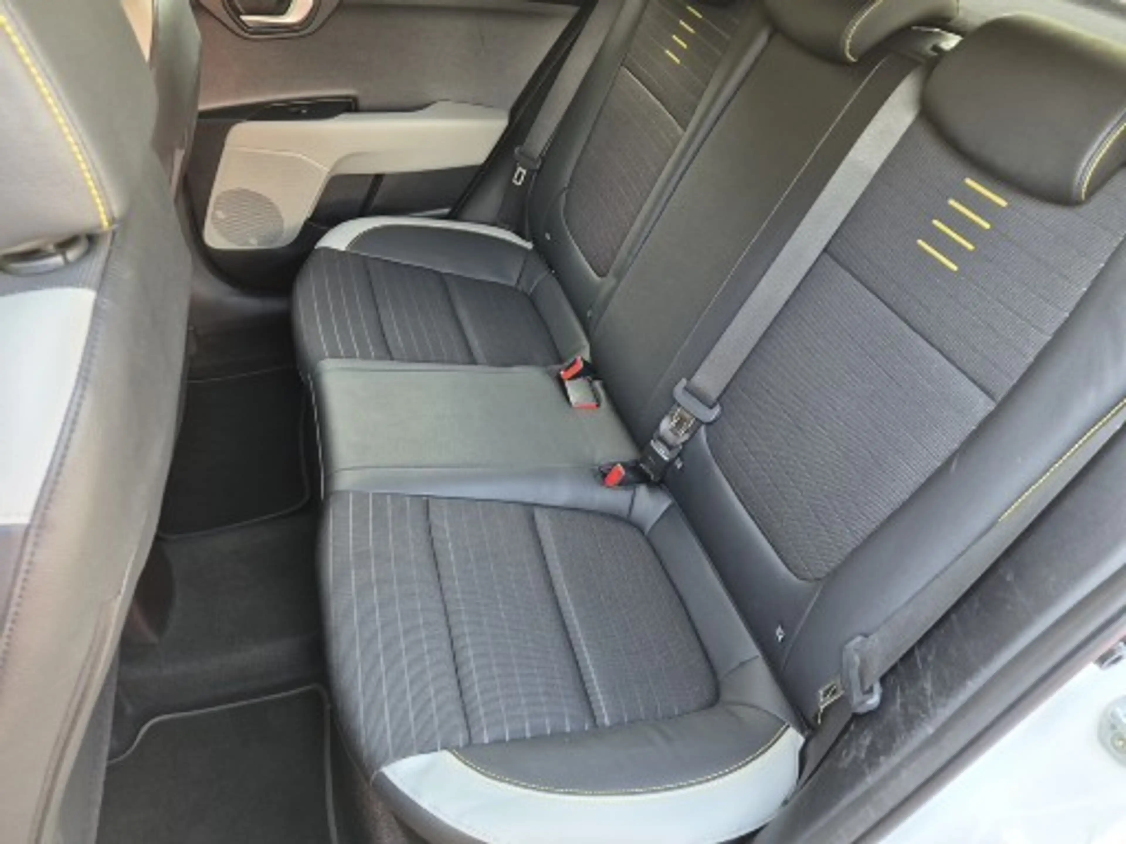 Kia Stonic Stonic 1.0 T-GDI DCT OPF Vision Automatik — photo 10