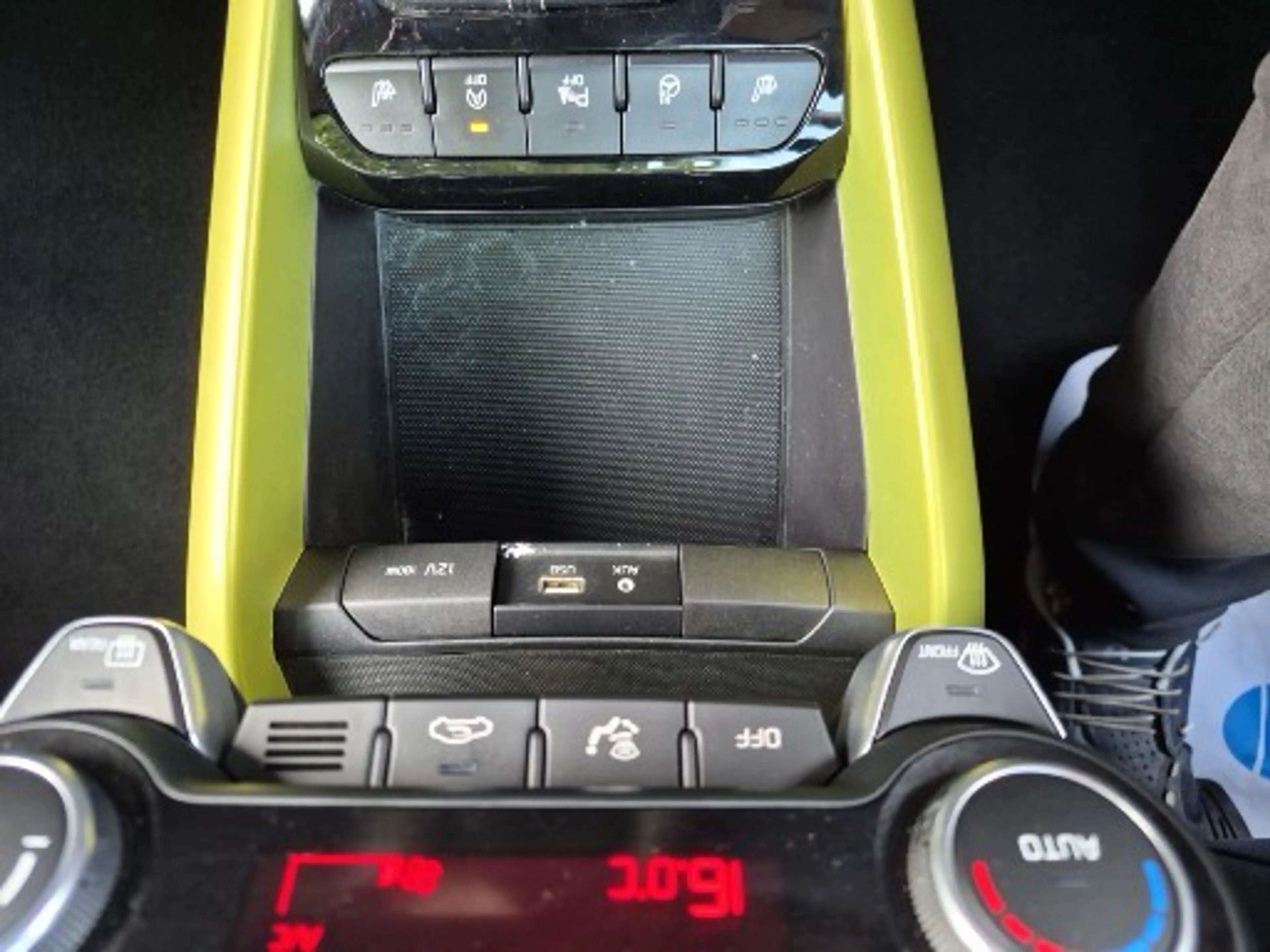 Kia Stonic Stonic 1.0 T-GDI DCT OPF Vision Automatik — photo 7