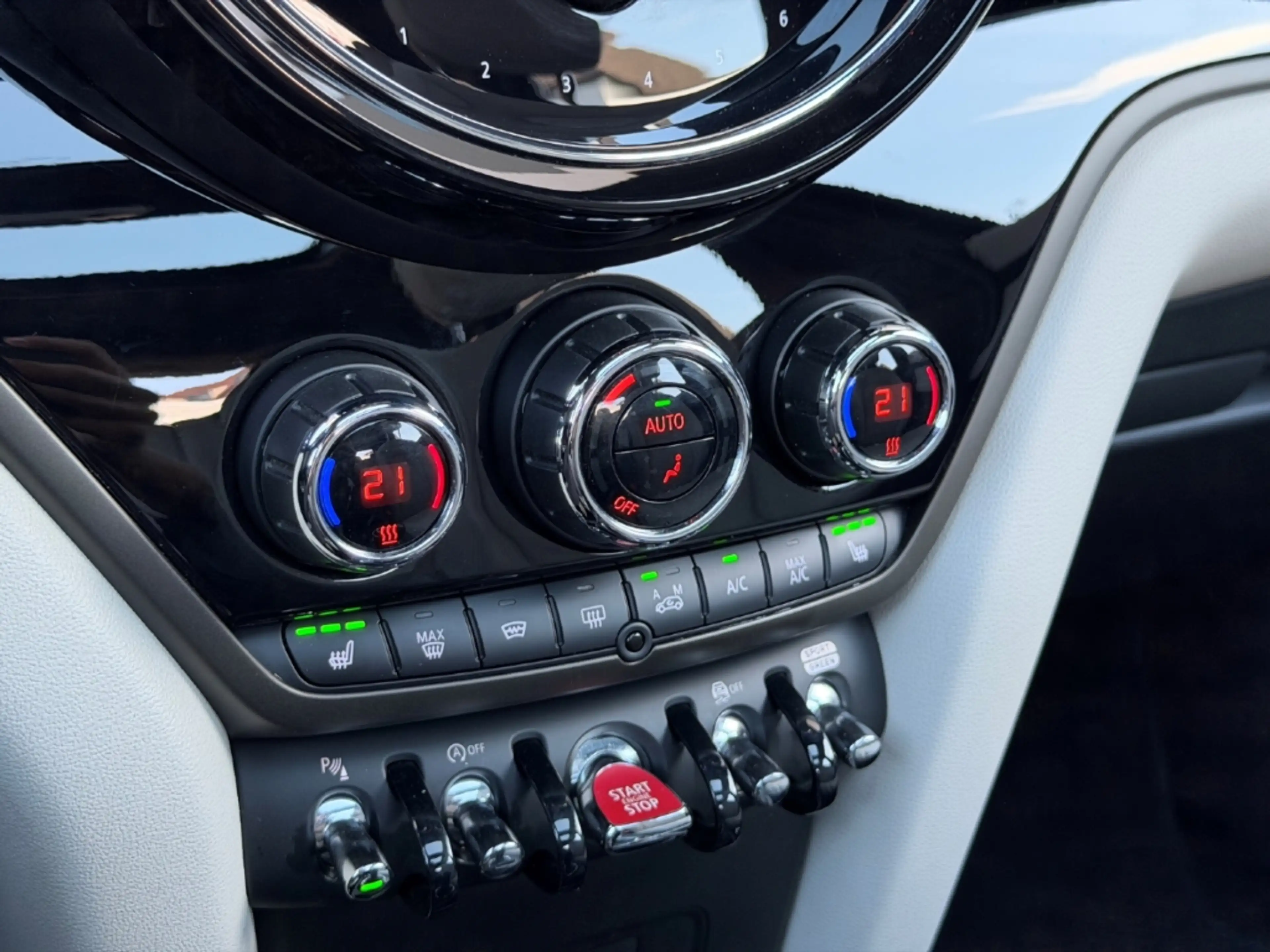 MINI John Cooper Works Countryman ALL4 PANO HK MEMORY — photo 15