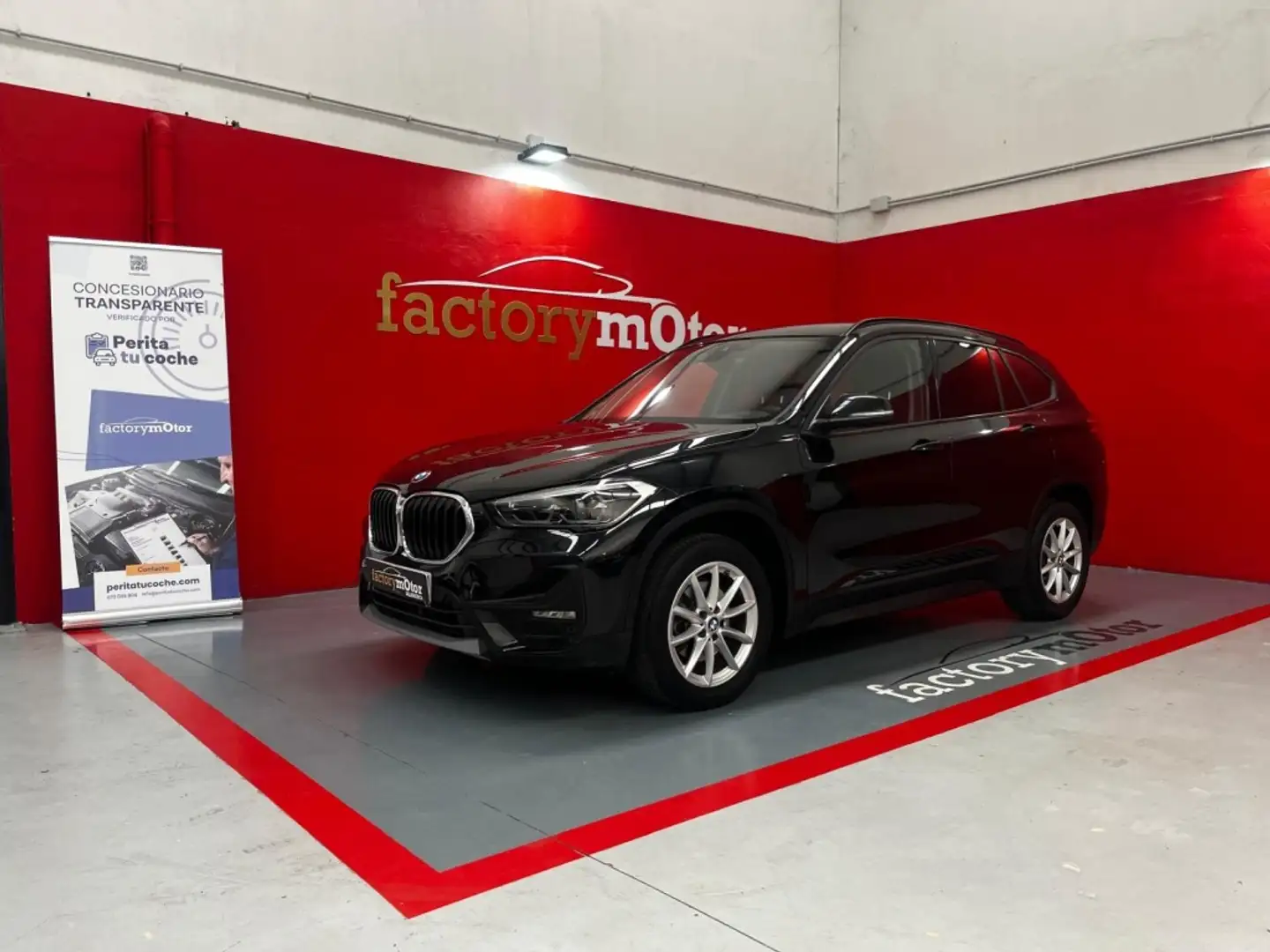 BMW X1 sDrive 18dA Negro - 1