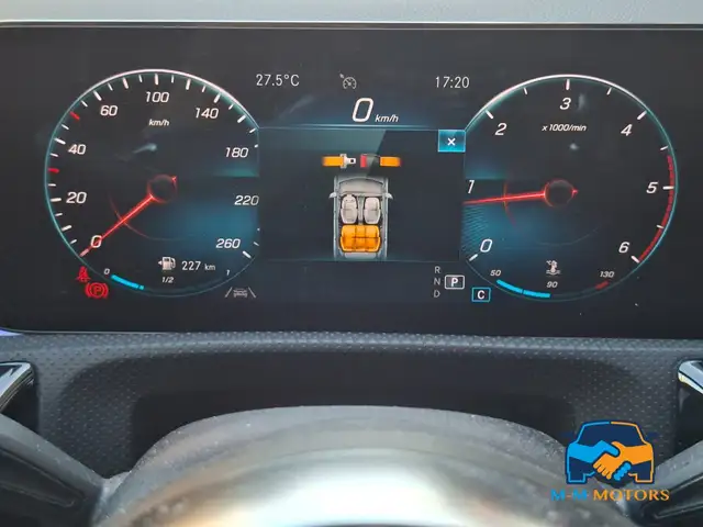 Mercedes-Benz Cla view 12