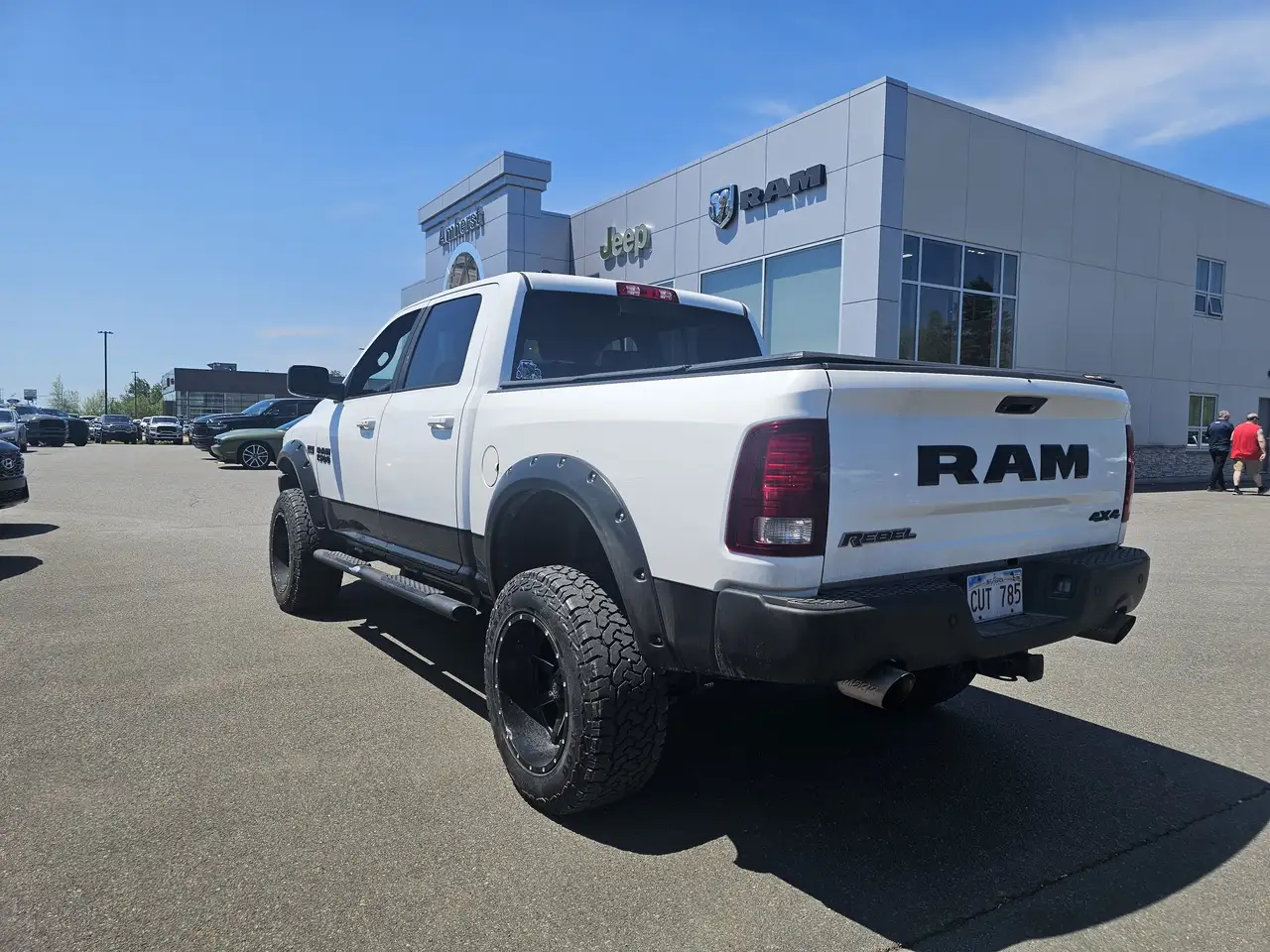 RAM 1500 снимка RAM 1500