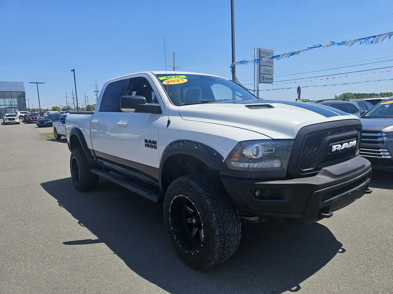 RAM 1500 снимка RAM 1500