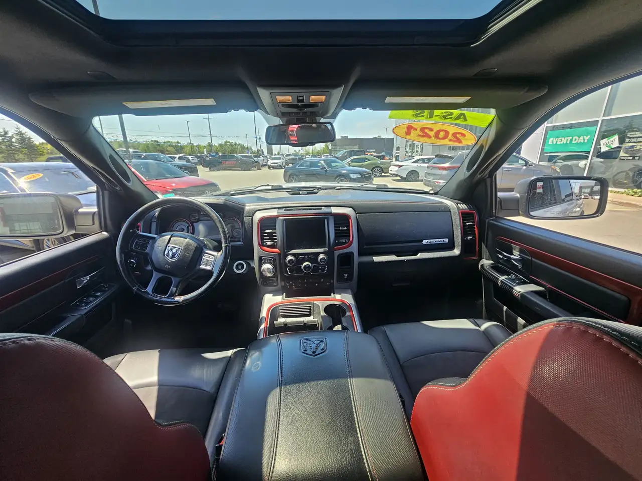 RAM 1500 снимка RAM 1500