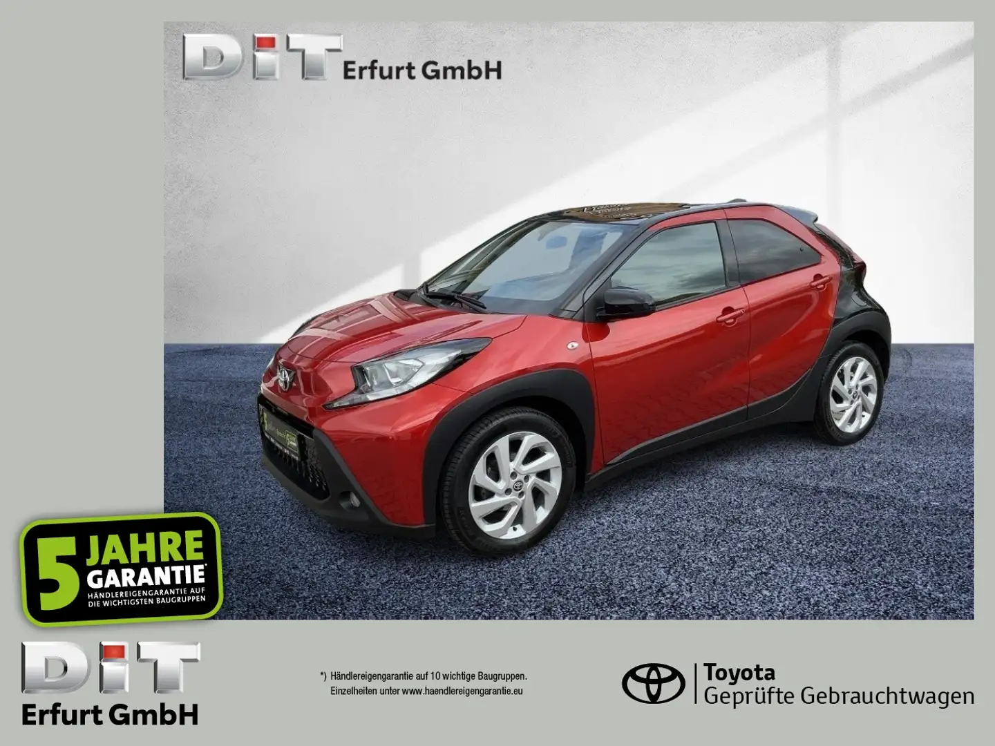 Toyota Aygo 1.0 Pulse ACC+Navi+SHZ+Fernlichtass.+Kam. Schwarz - 1