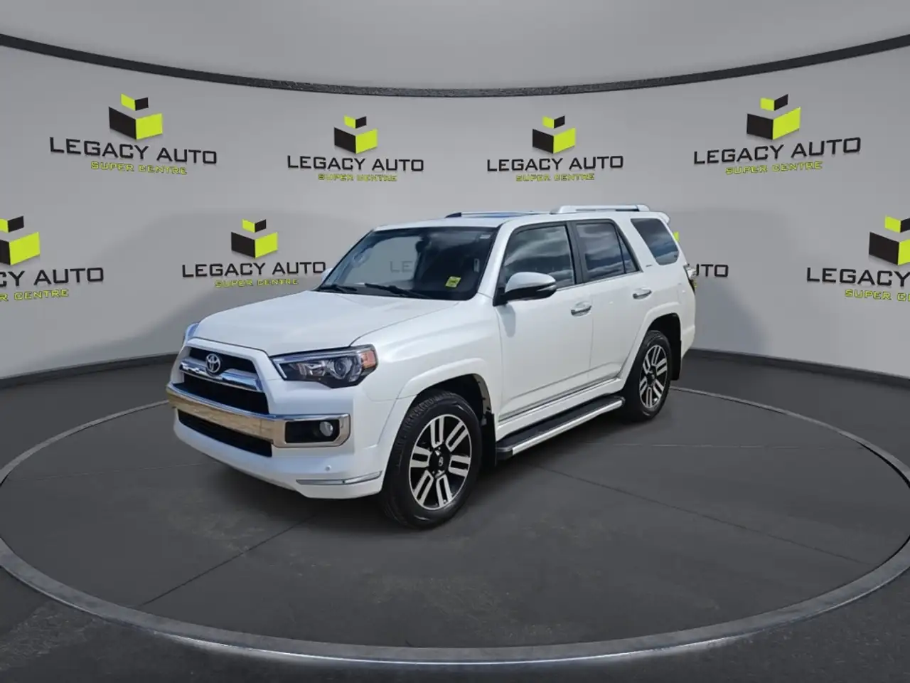 Toyota 4-Runner снимка Toyota 4-Runner