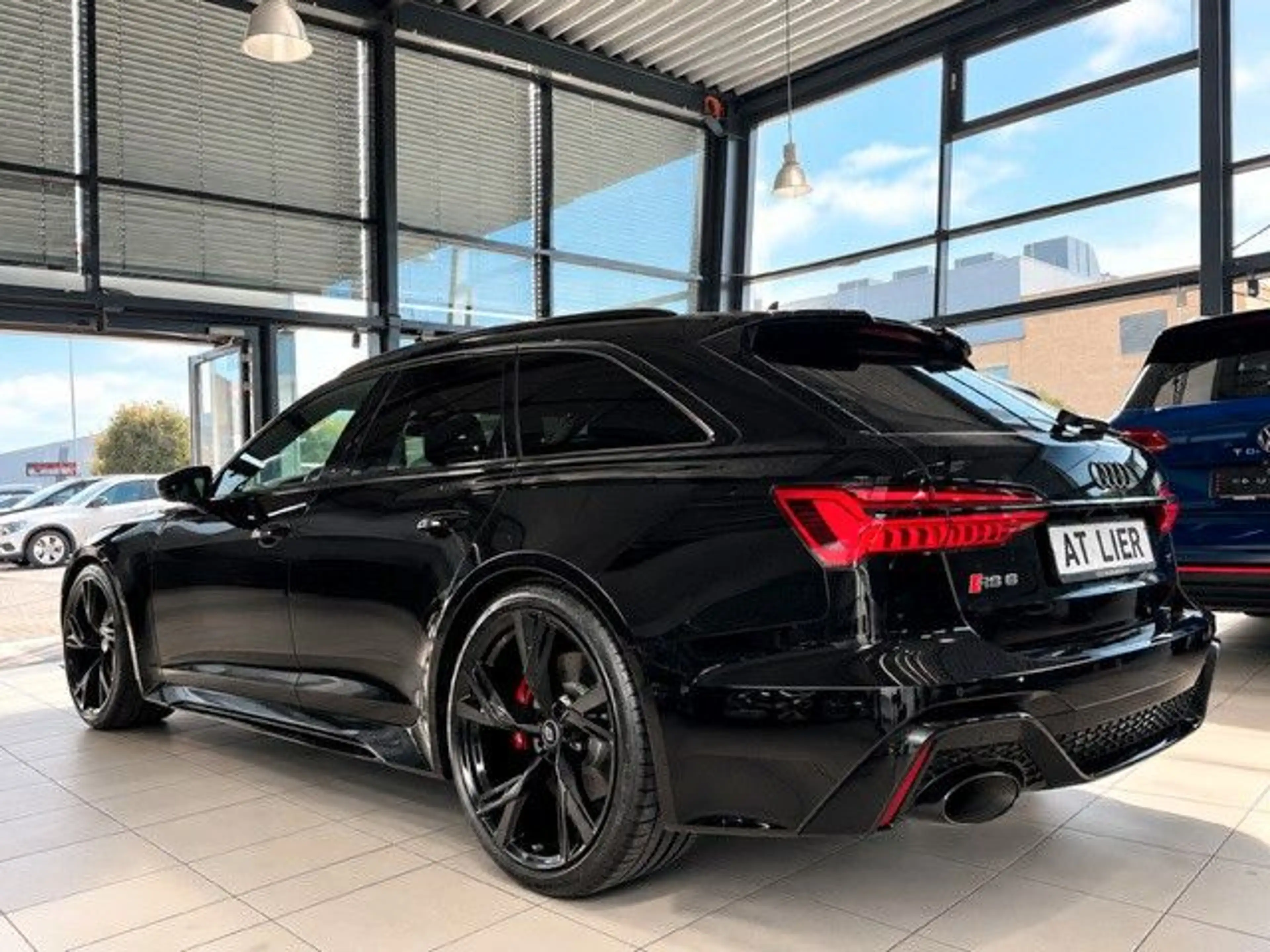 Audi RS6 Avant 4.0 TFSI quattro LASER HUD PANO AHK — photo 5