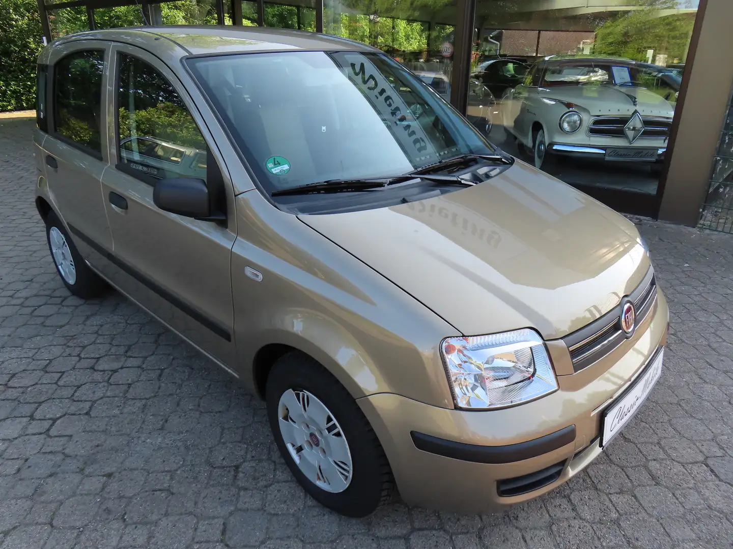 Fiat Panda 1.2 Dynamic *nur 13.300 km!!!*1.Hand*eFH*ZV*GJ-Rfn Grau - 1