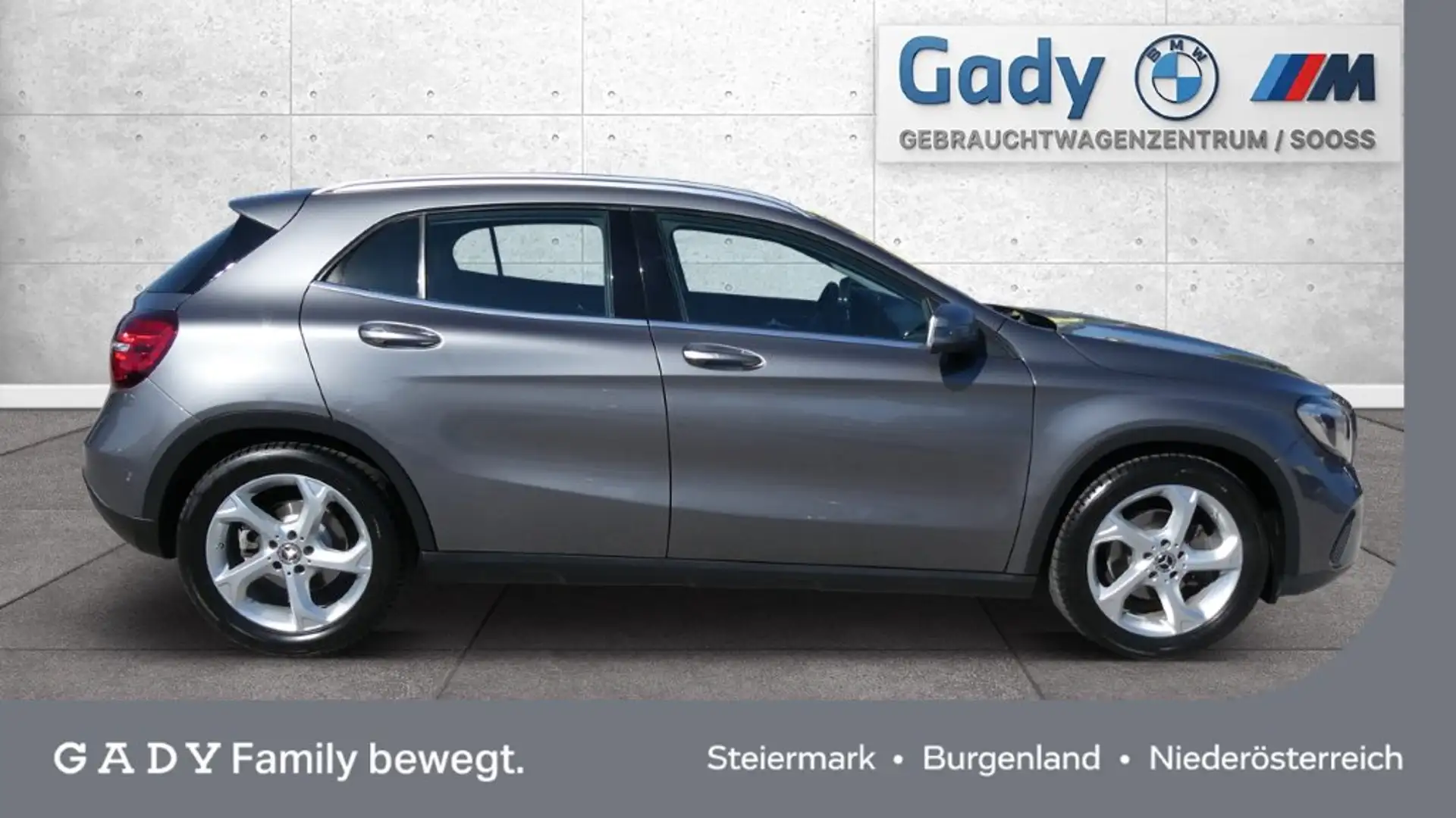 Mercedes-Benz GLA 180 Grau - 2