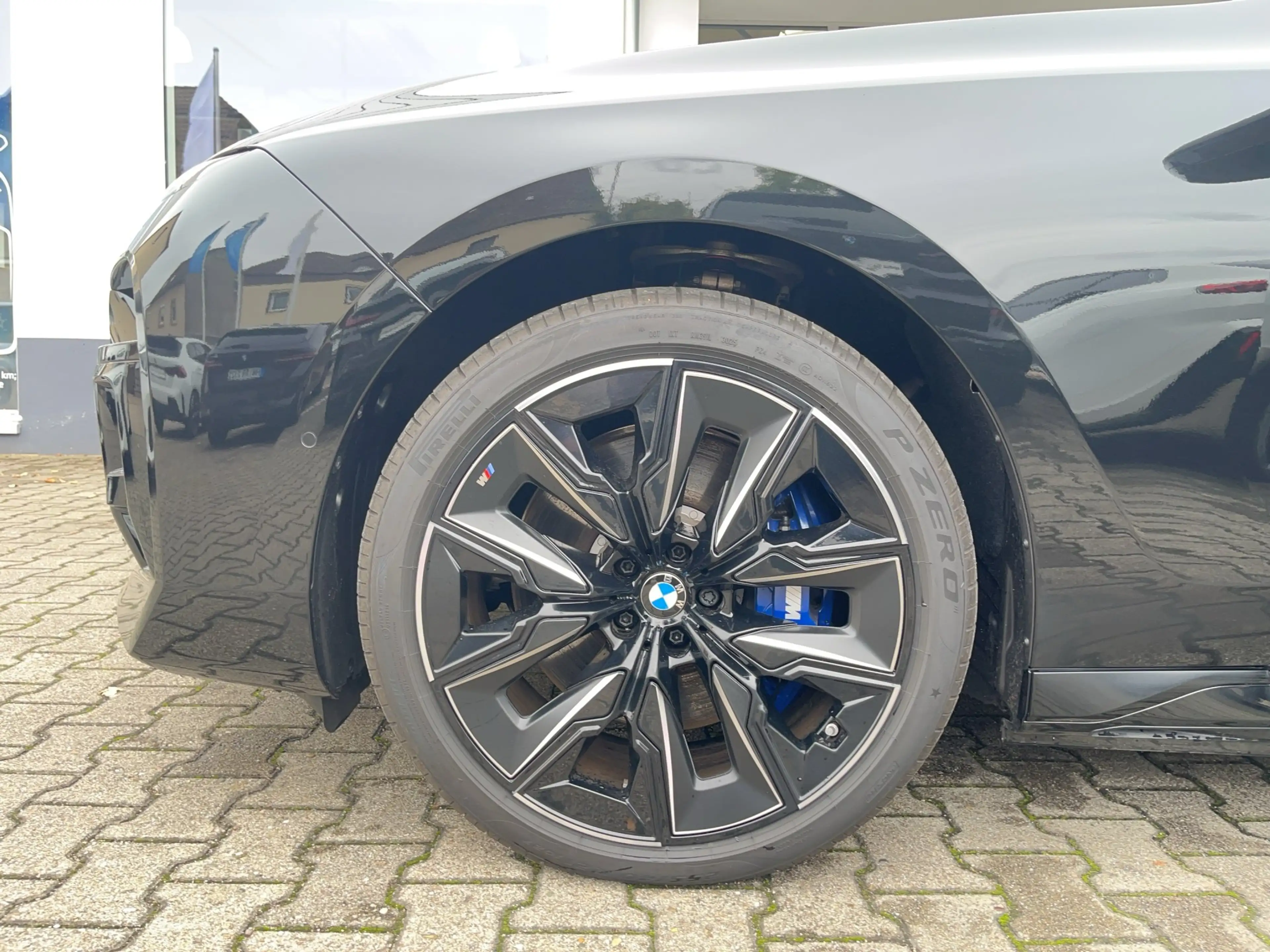 BMW i7 xDrive60 Limousine M Sportpaket — photo 14