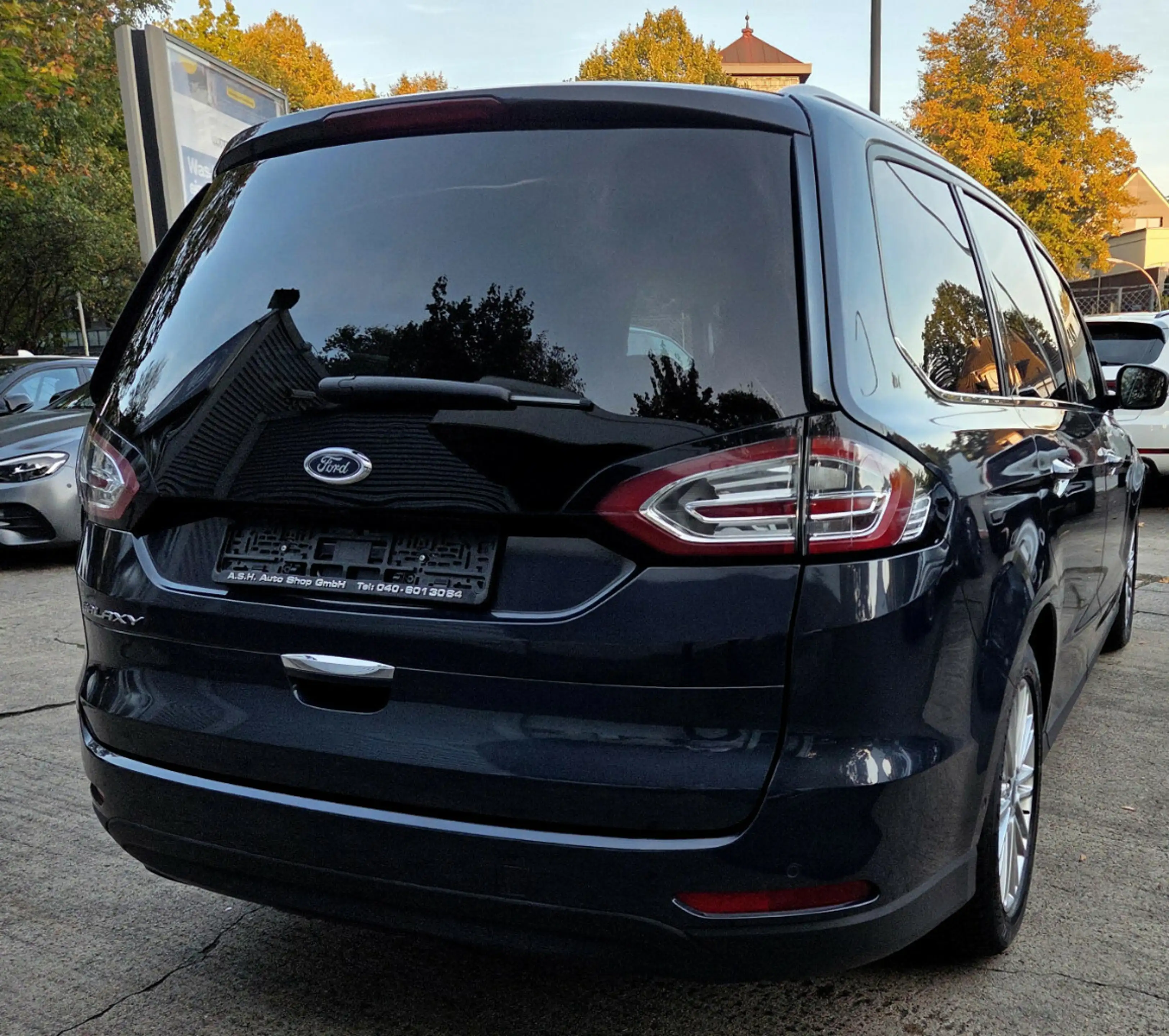 Ford Galaxy Vignale,Panor.Voll.Sitzlüft.St.Hzg.AHK.7Sitz. — photo 12