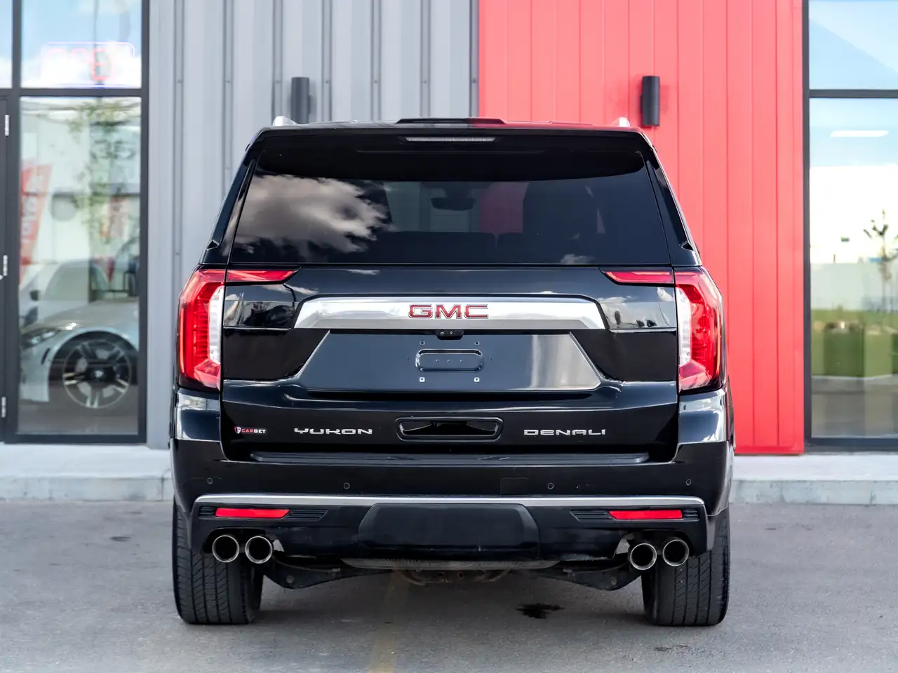 GMC Yukon снимка GMC Yukon