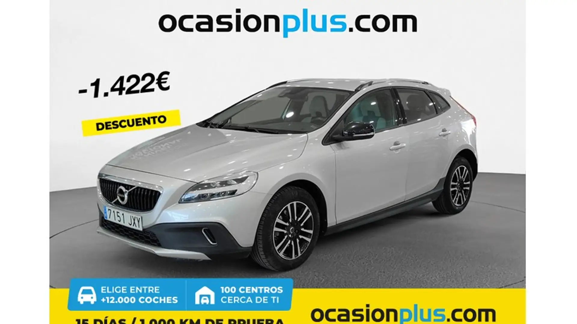 Volvo V40 Cross Country D3 Momentum Aut. 150 Ezüst - 1