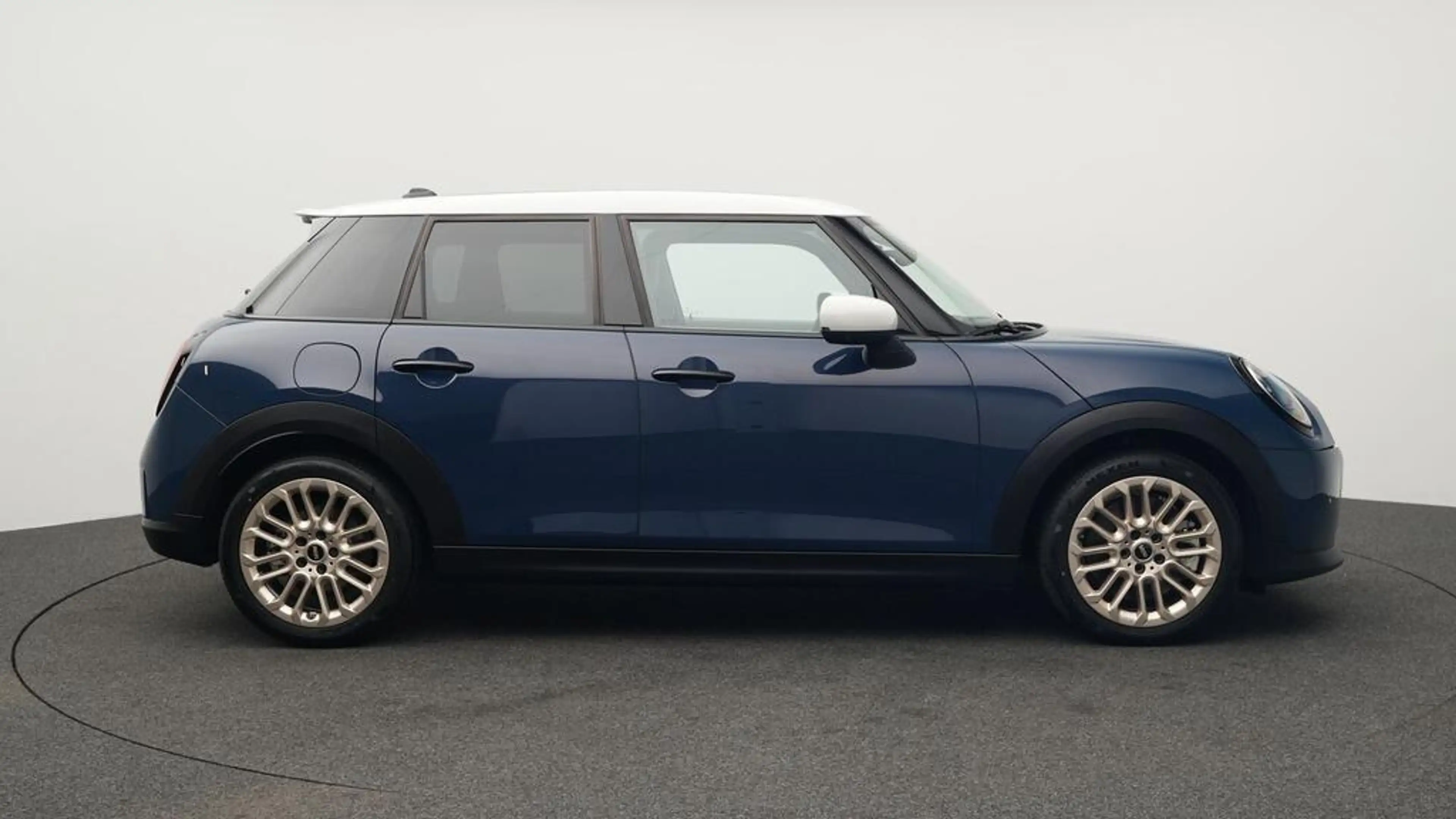 MINI Cooper S Favoured Trim — photo 3