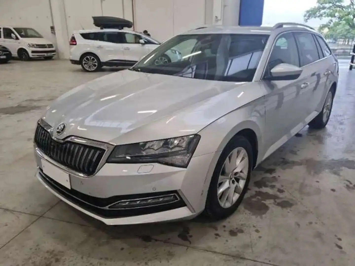 Skoda Superb Superb Wagon iV 1.4 tsi phev Style dsg - GC432JM Gümüş rengi - 2