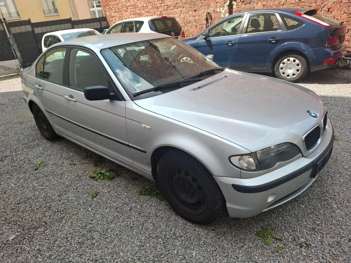 BMW 316 Baureihe 3 Lim. 316i TÜV BIS 12 2026 Stříbrná - 1