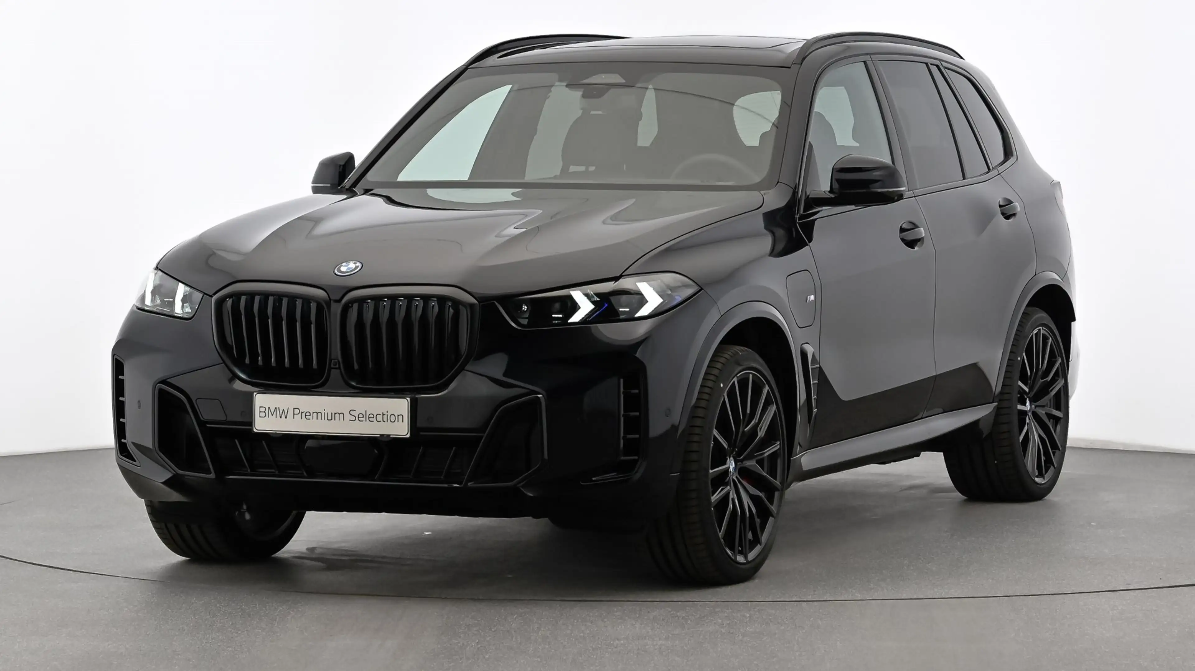 BMW X5 xDrive50e — photo 4