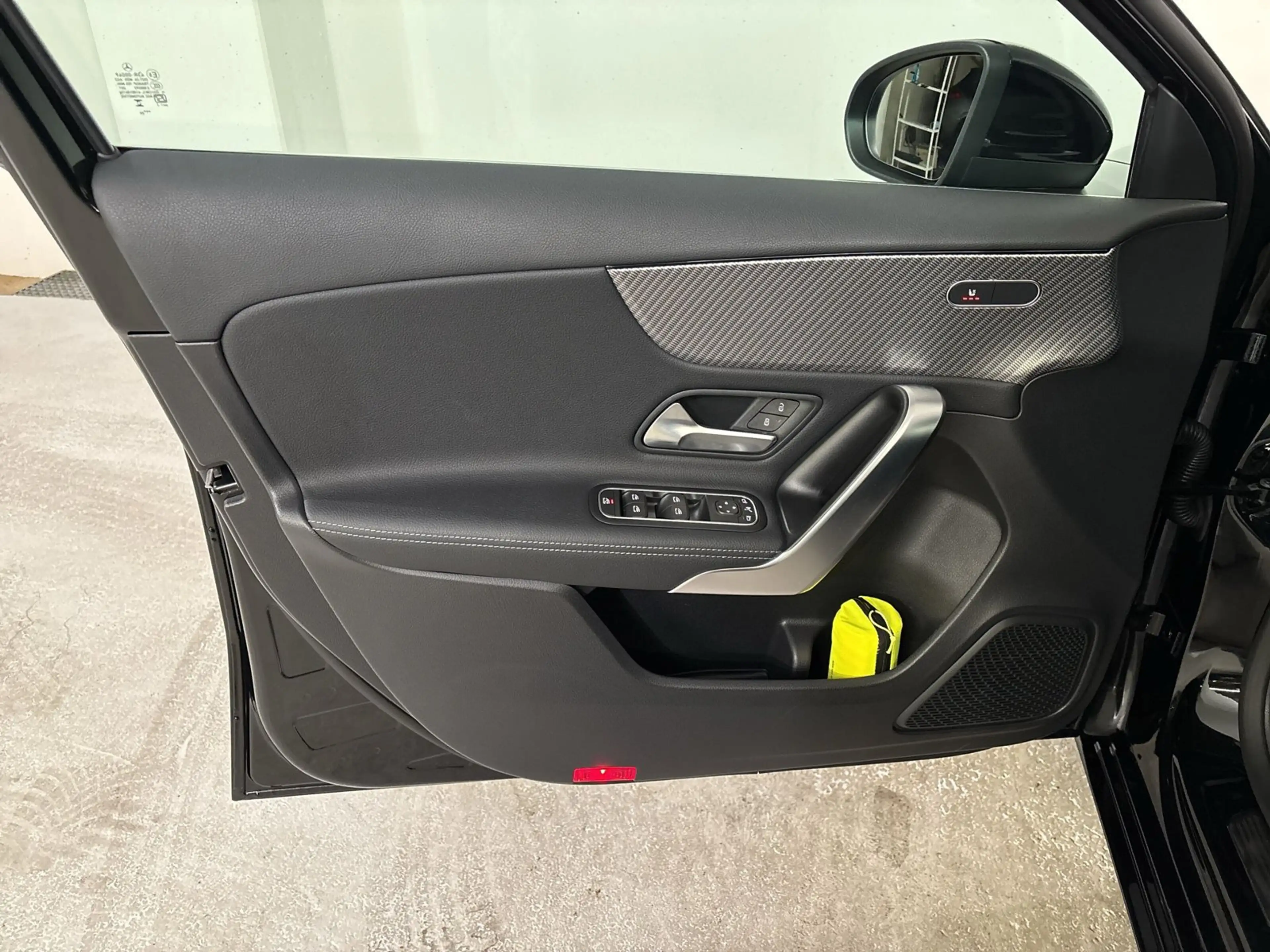 Mercedes-Benz A 180 Cam Navi SHZ — photo 11